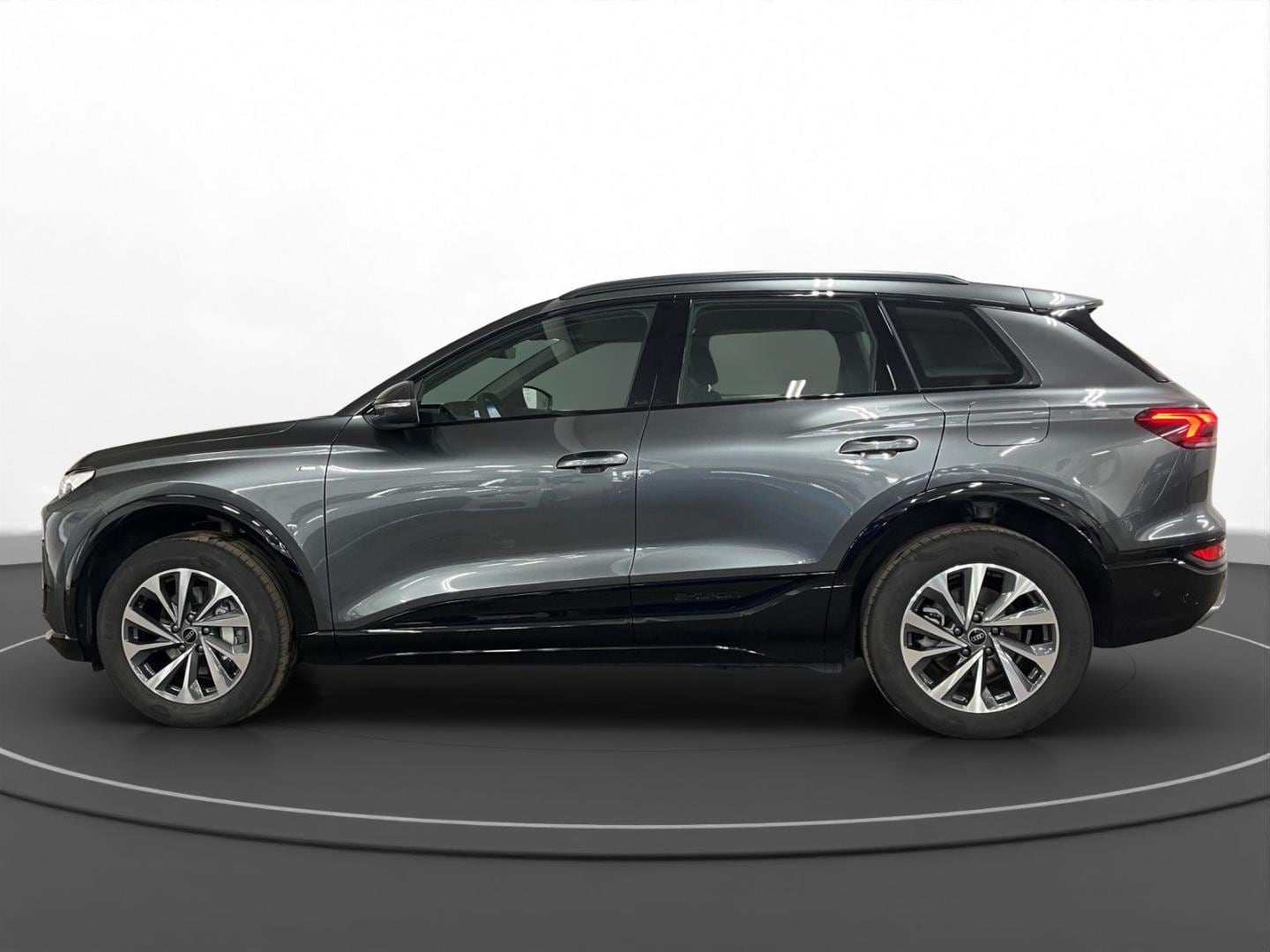 Bild über Audi Q6 SUV e-tron e-tron - für weitere Informationen kontaktieren Sie den Audi Partner