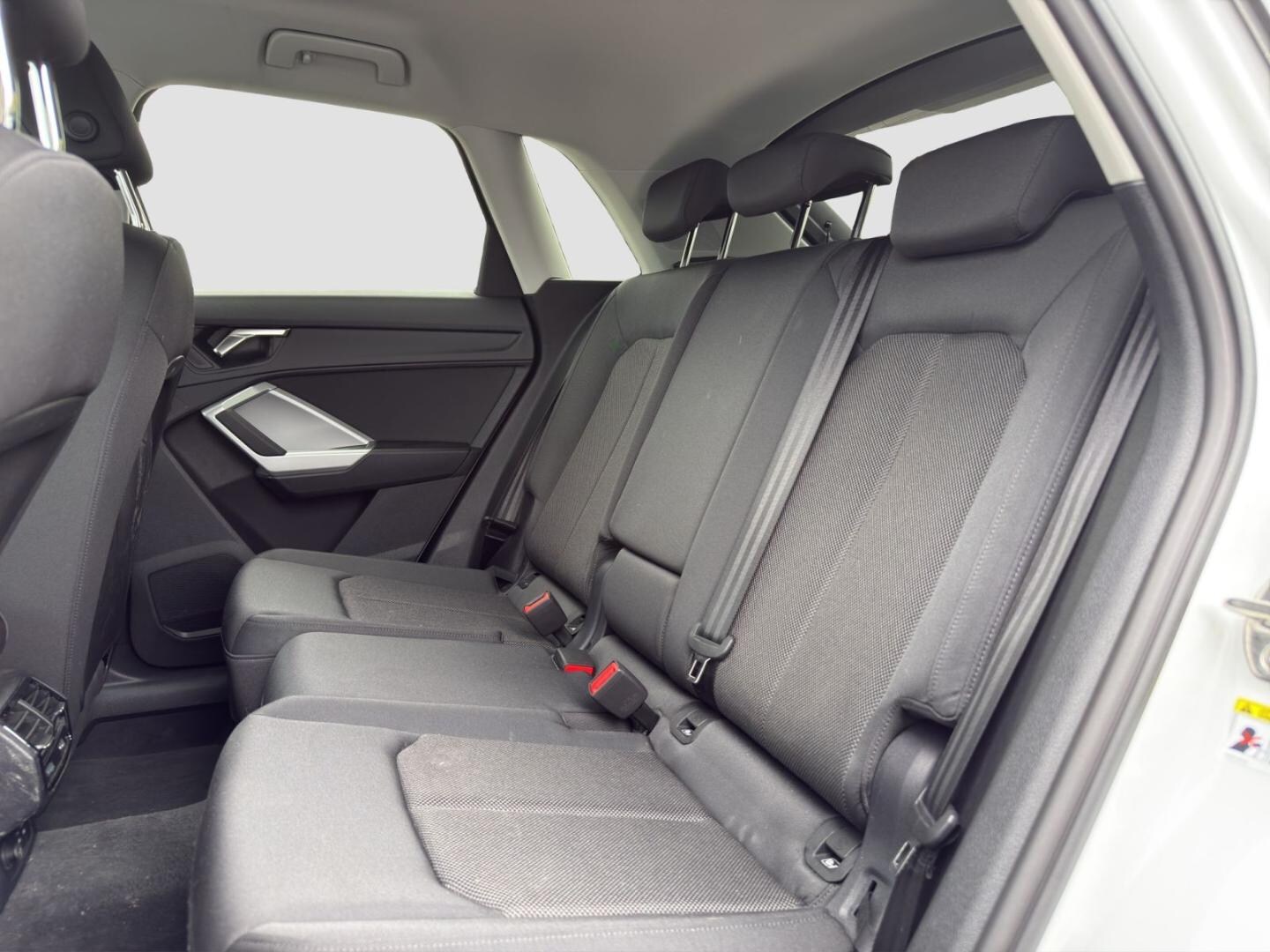 Bild über Audi Q3 advanced 35 TFSI S tronic - für weitere Informationen kontaktieren Sie den Audi Partner
