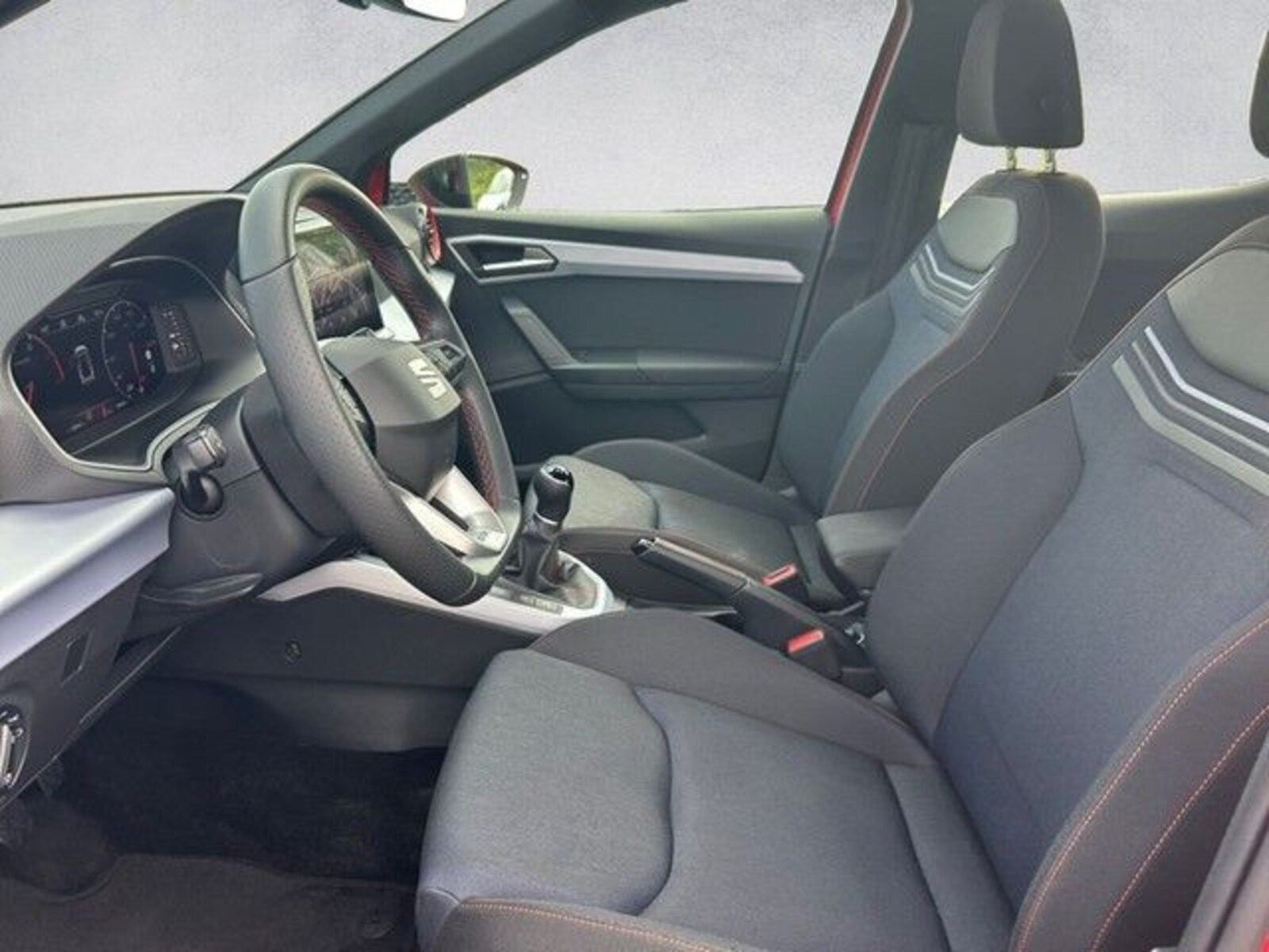SEAT Arona – Bild 9