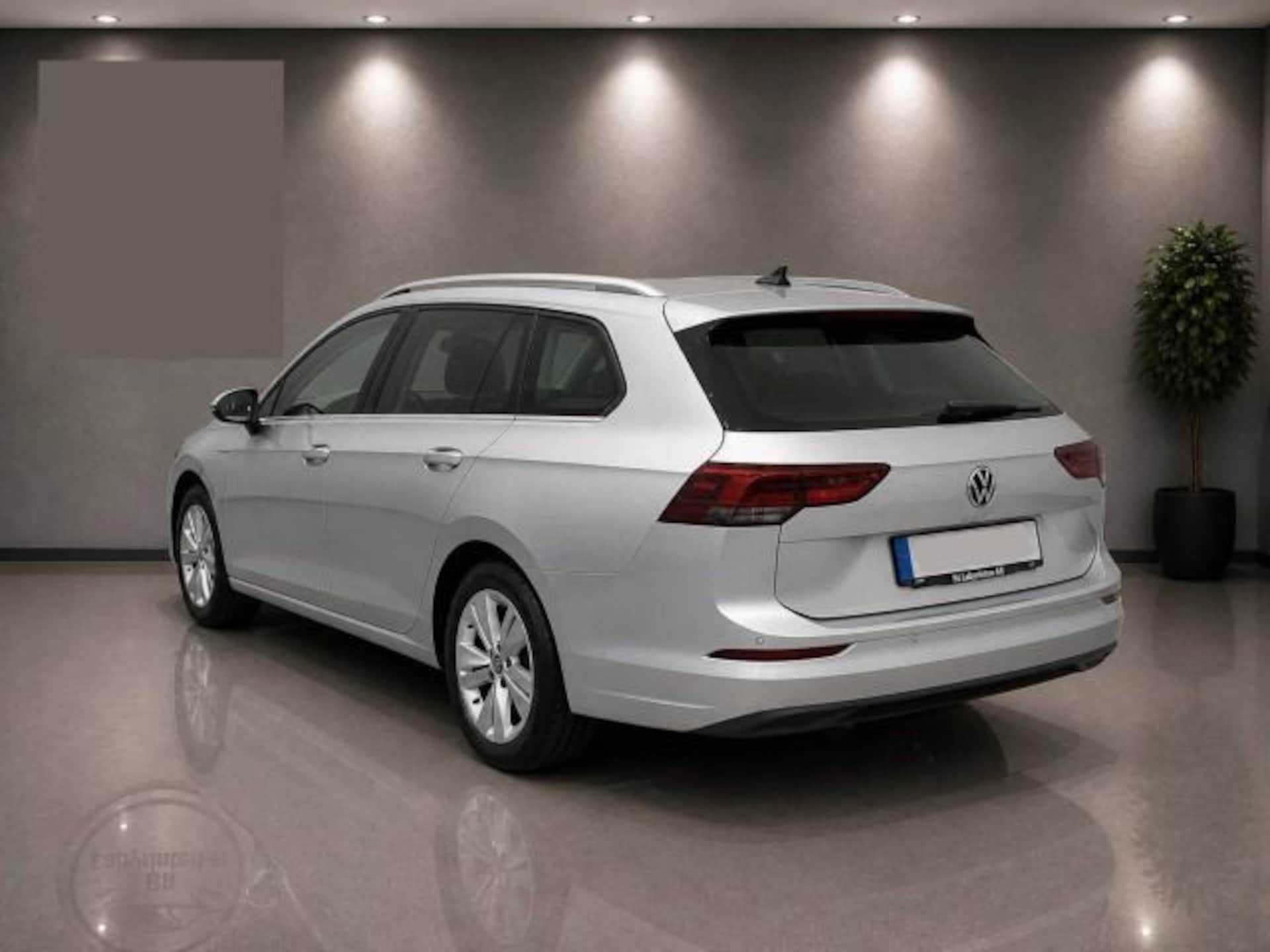 Volkswagen Golf Variant Life