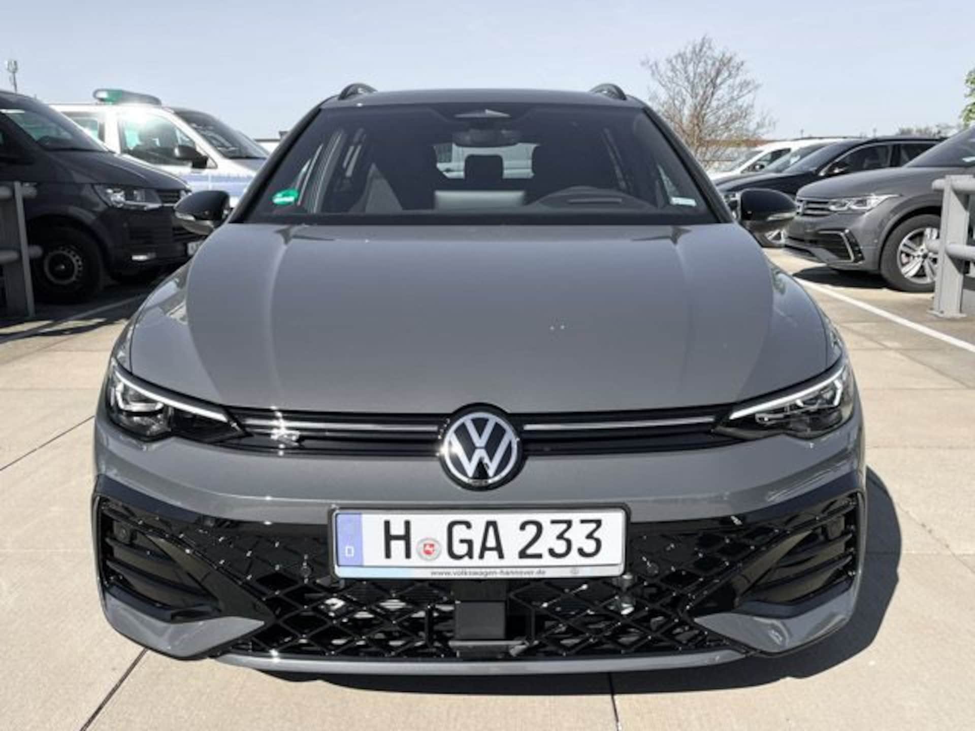 Volkswagen Golf Variant R-Line