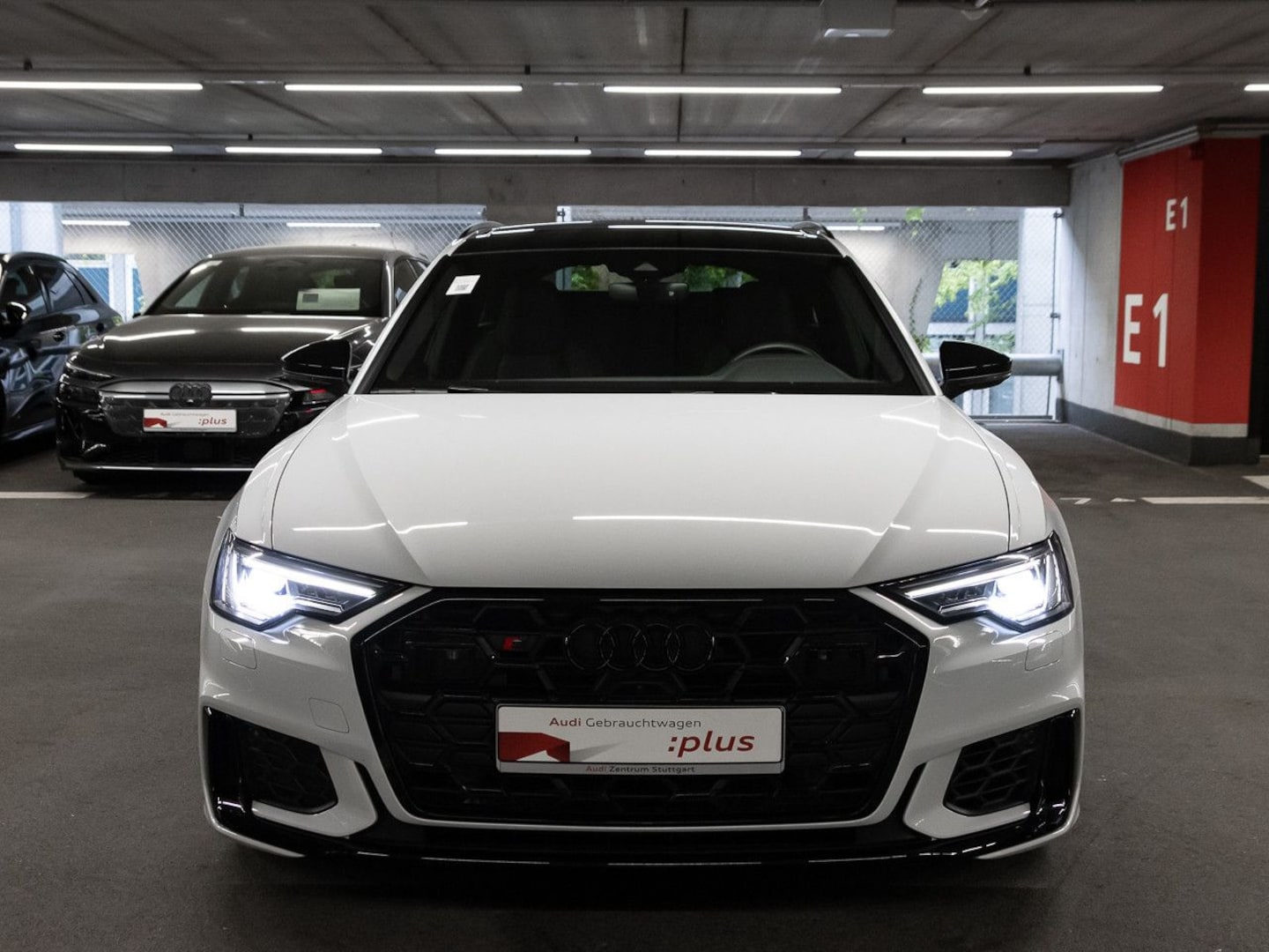 Bild über Audi S6 Avant TDI quattro tiptronic - für weitere Informationen kontaktieren Sie den Audi Partner