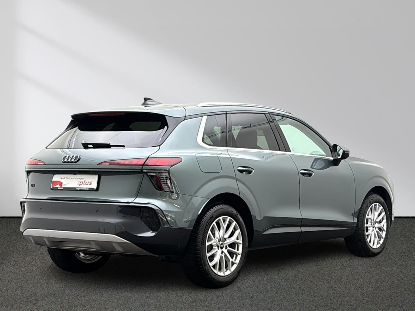 Bild über Audi Q3 SUV TDI 110 kW S tronic - für weitere Informationen kontaktieren Sie den Audi Partner