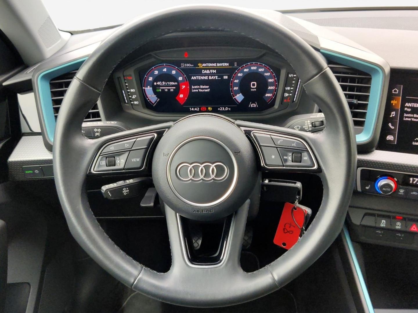 Bild über Audi A1 Sportback advanced 25 TFSI Schaltgetriebe - für weitere Informationen kontaktieren Sie den Audi Partner
