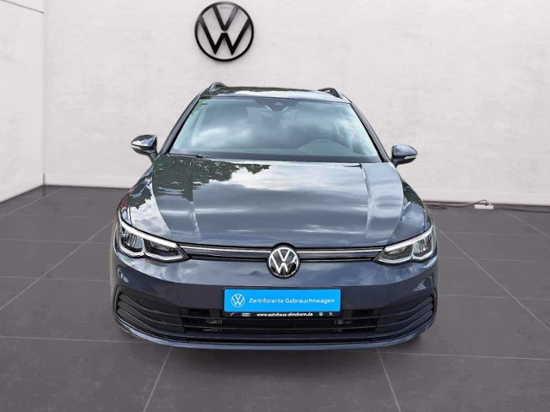Volkswagen Golf Variant Life