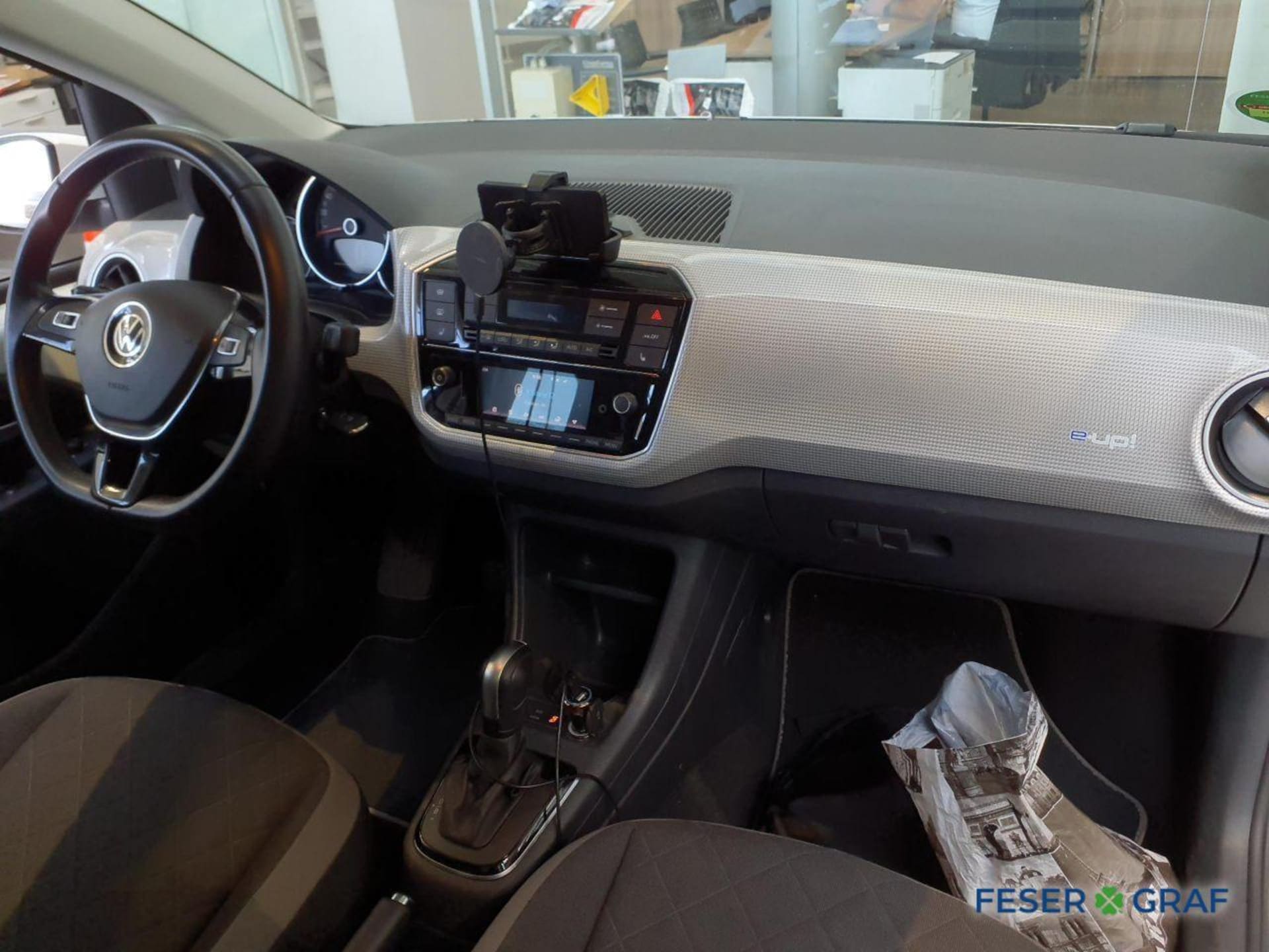 Volkswagen e-up! Style "Plus"