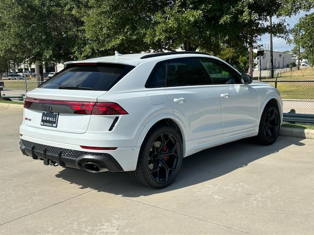 2026 Audi RS Q8 SUV performance