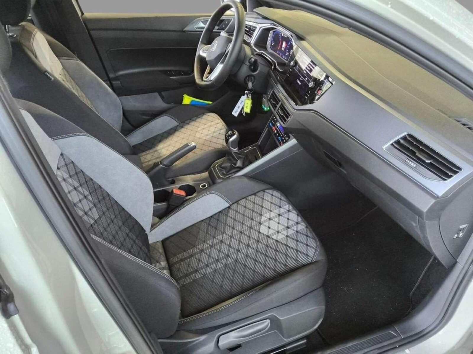 Volkswagen Polo – Bild 4