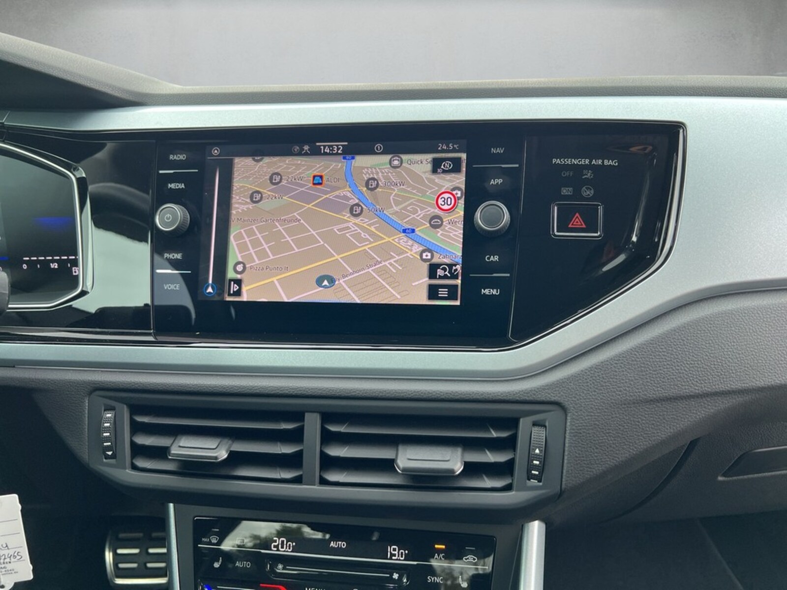 Volkswagen Polo – Bild 11