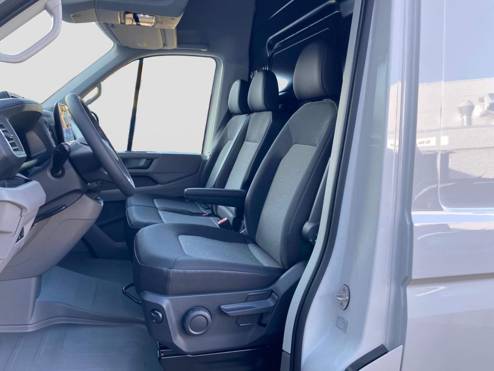 Volkswagen Crafter Kasten langer Radstand