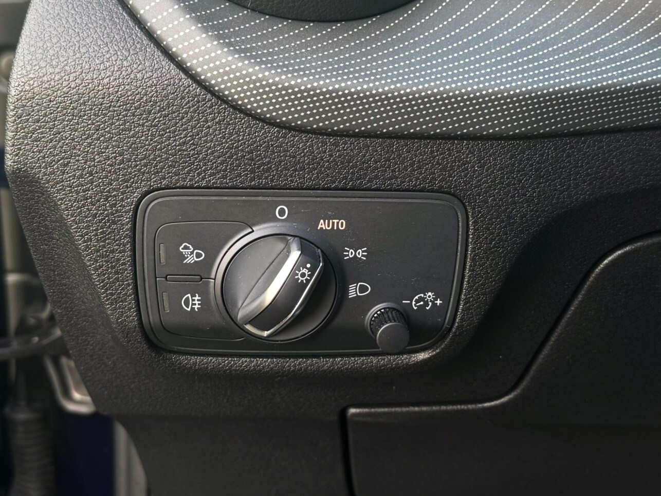 Image about Audi Q2 S line plus 35 TFSI 110 kW (150 ch) S tronic