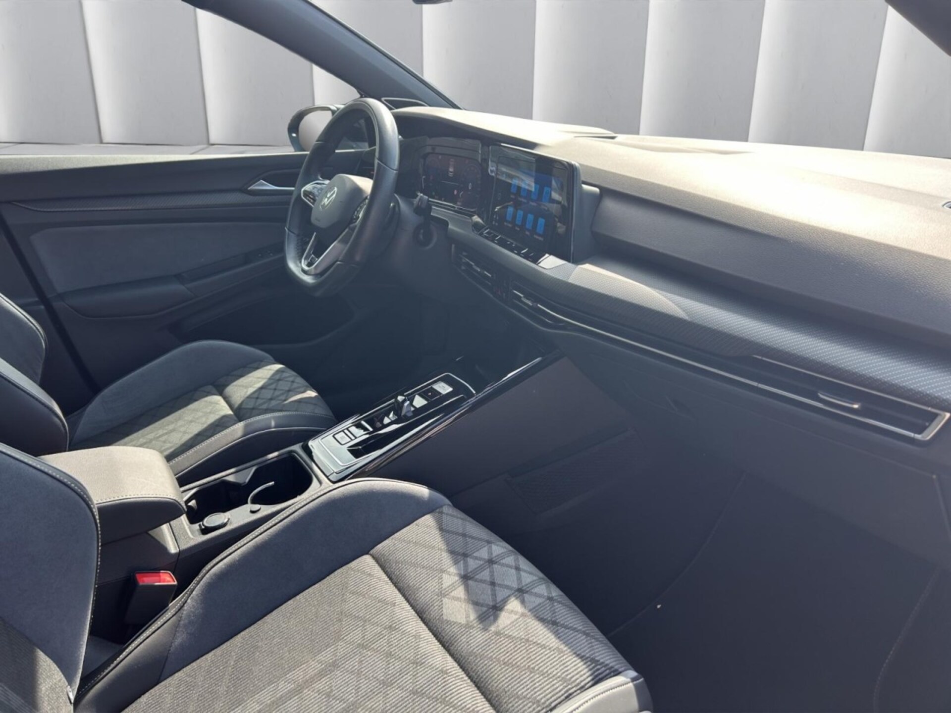Volkswagen Golf R-Line