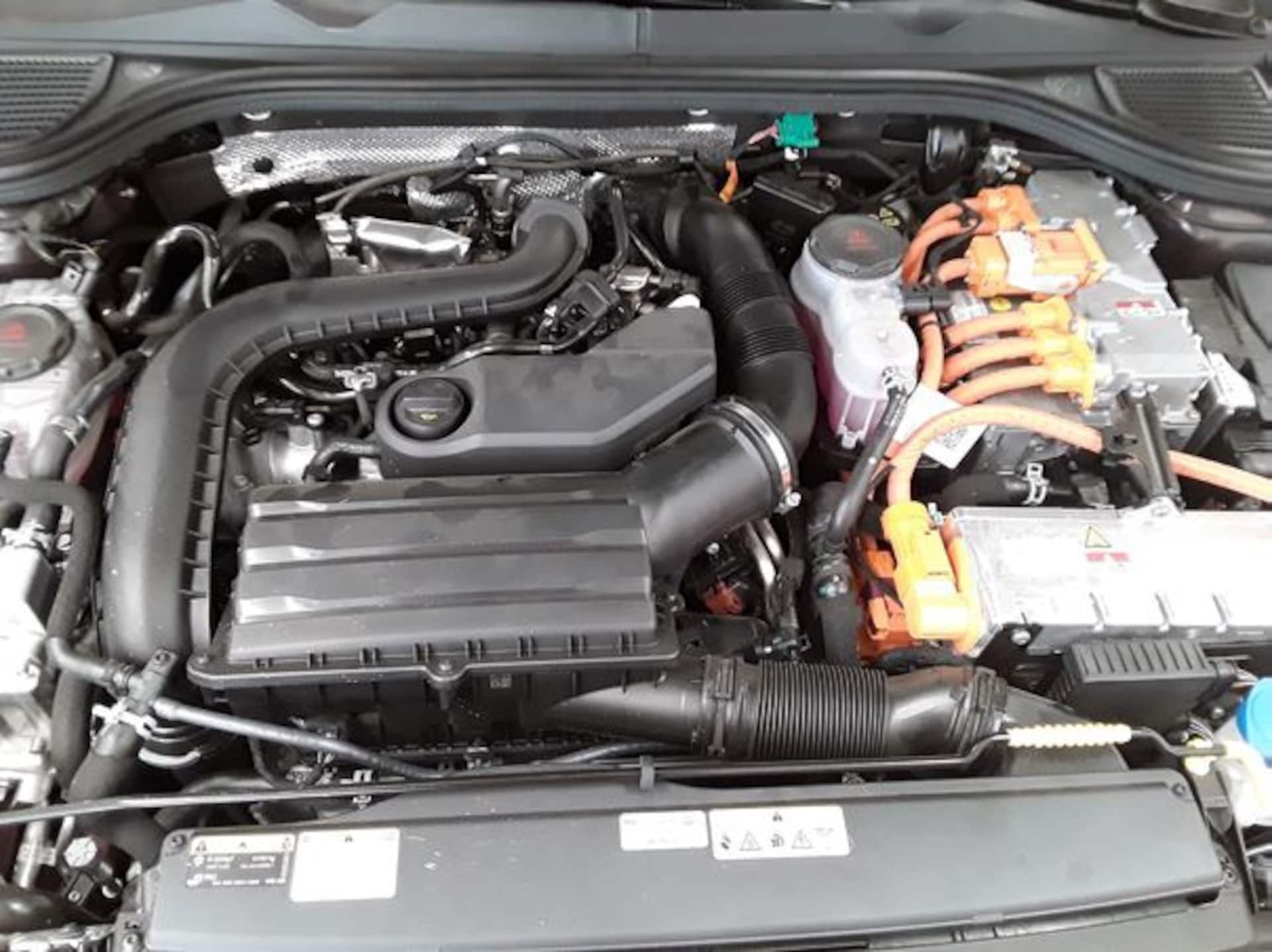 Volkswagen Golf GTE