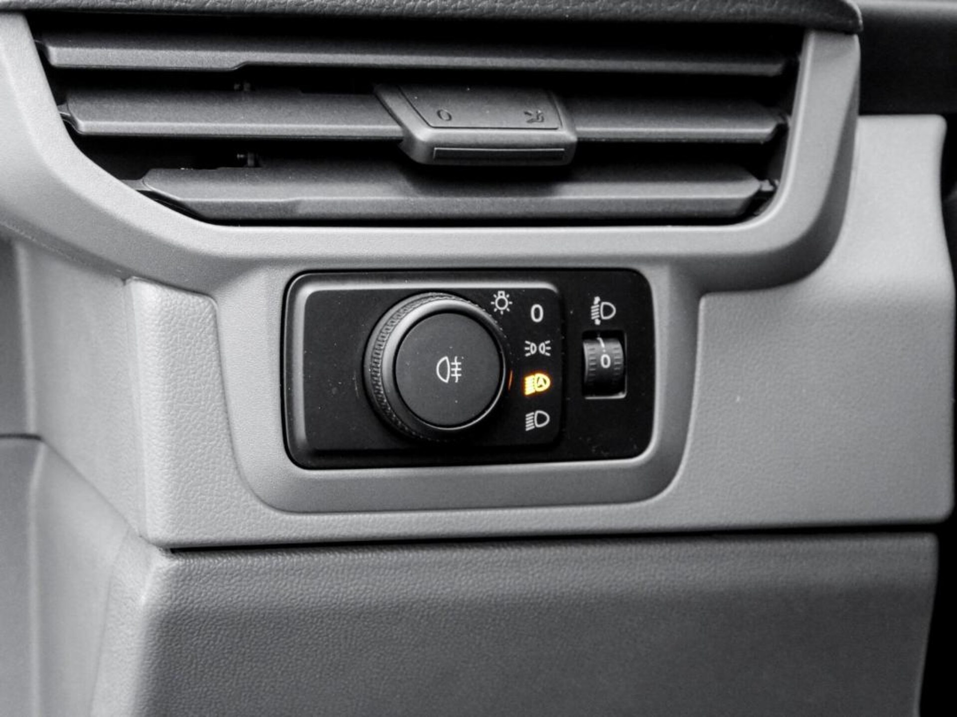 Volkswagen Transporter Kasten kurzer Radstand