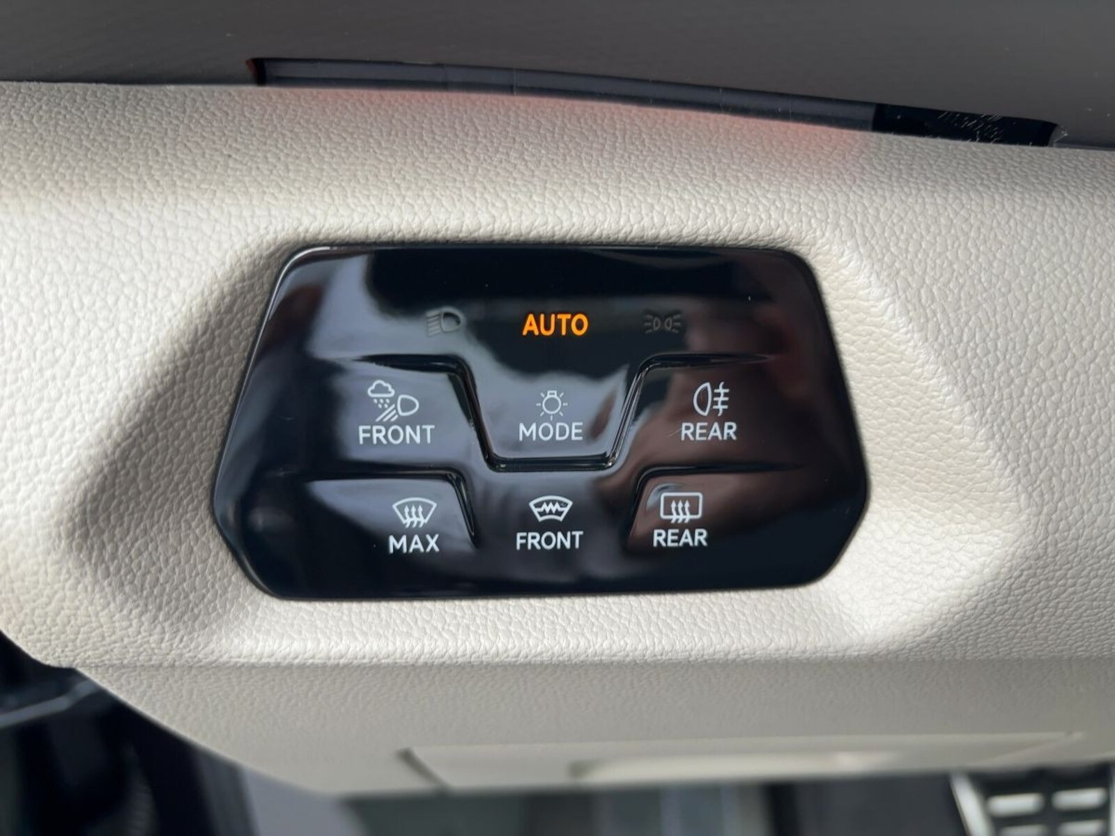 Volkswagen Multivan Langversion – Bild 16