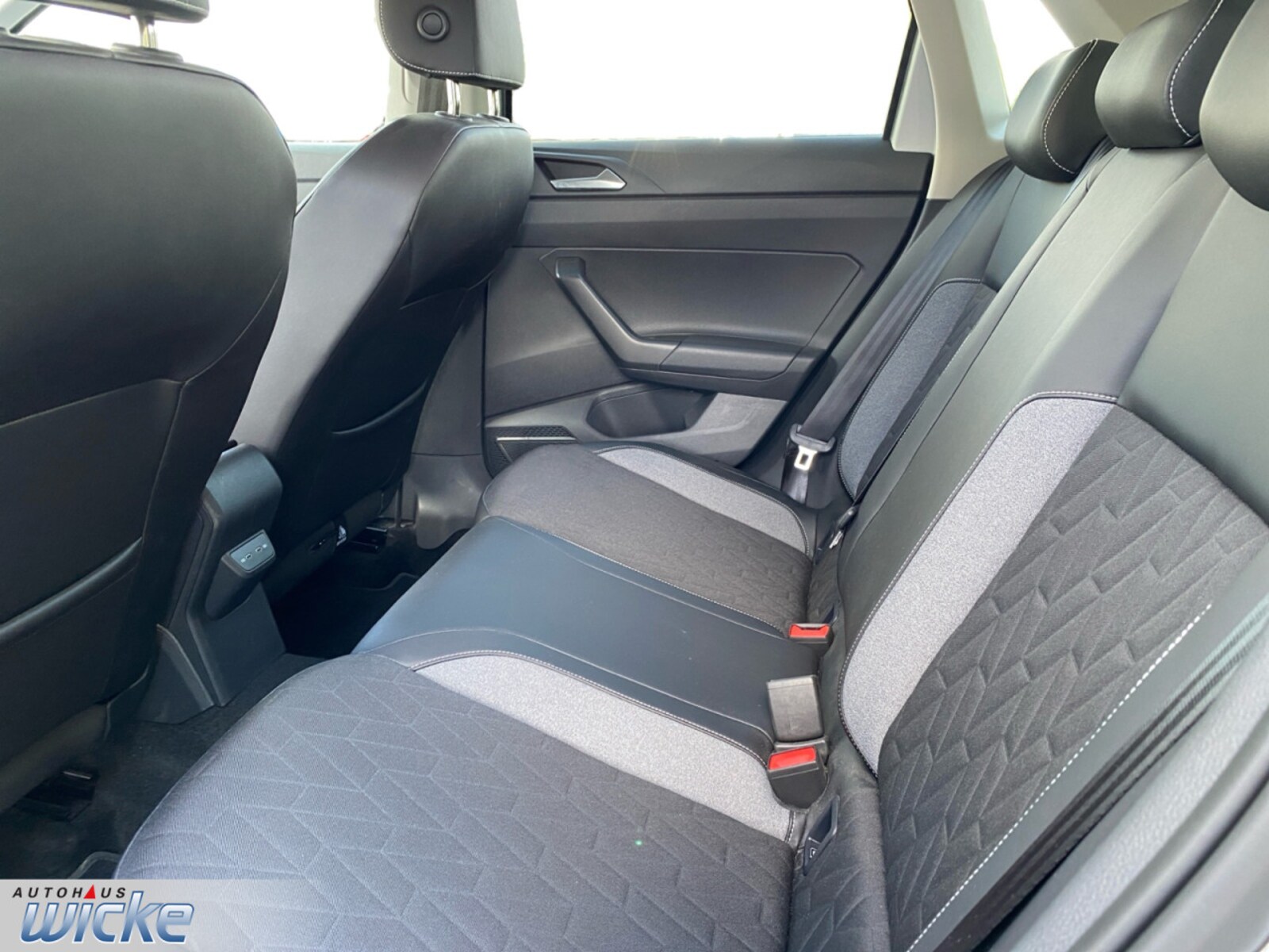 Volkswagen Polo – Bild 12
