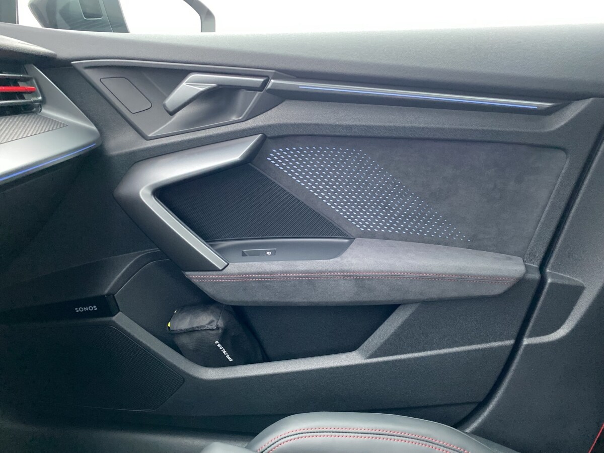 Image about Audi RS 3 Sportback TFSI quattro S tronic