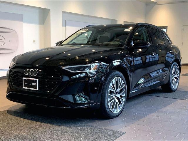 2024 Audi Q8 e-tron
