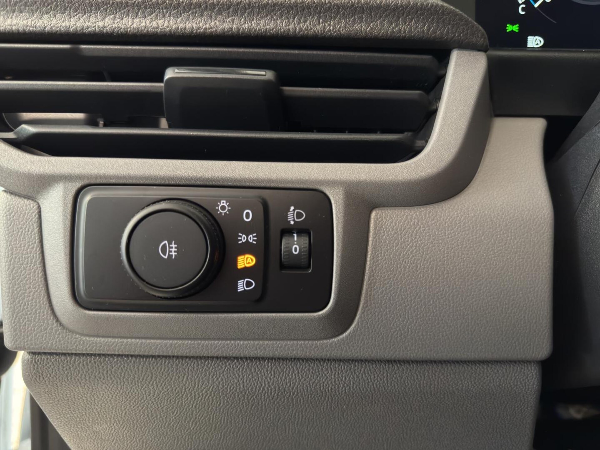 Volkswagen Transporter Kasten kurzer Radstand