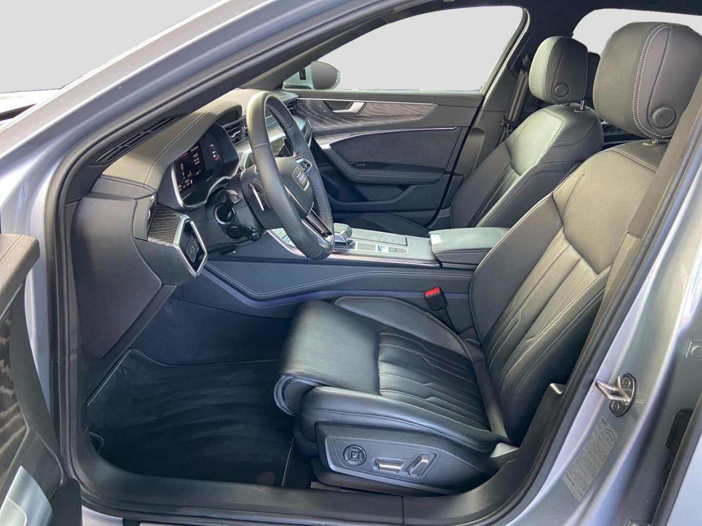 Bild über Audi S6 Avant TDI quattro tiptronic - für weitere Informationen kontaktieren Sie den Audi Partner