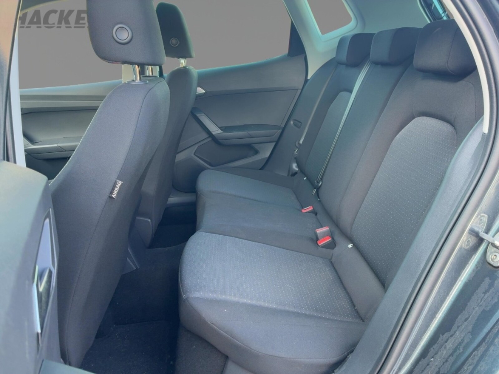 SEAT Arona – Bild 8
