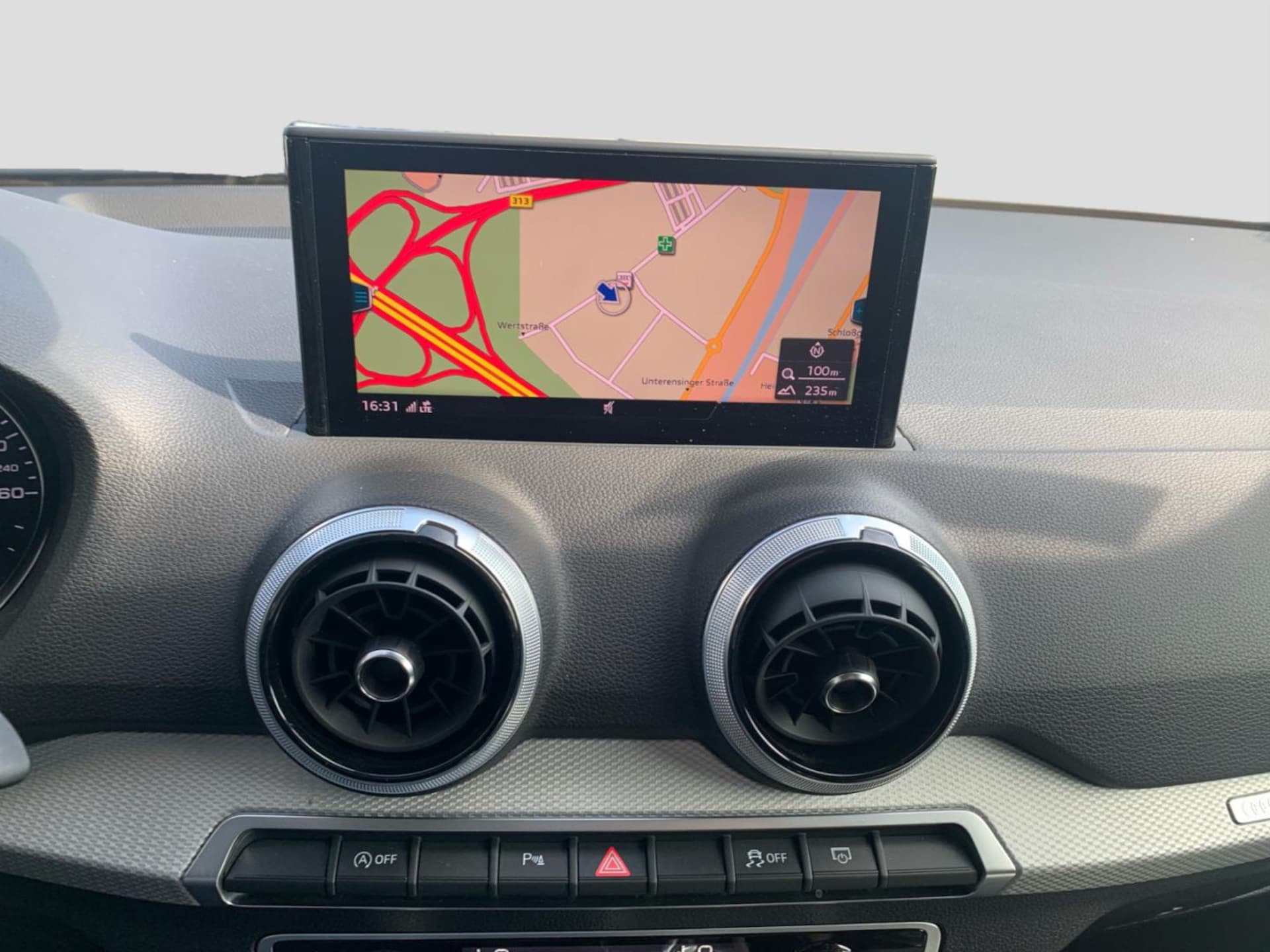 Audi Q2 Advanced