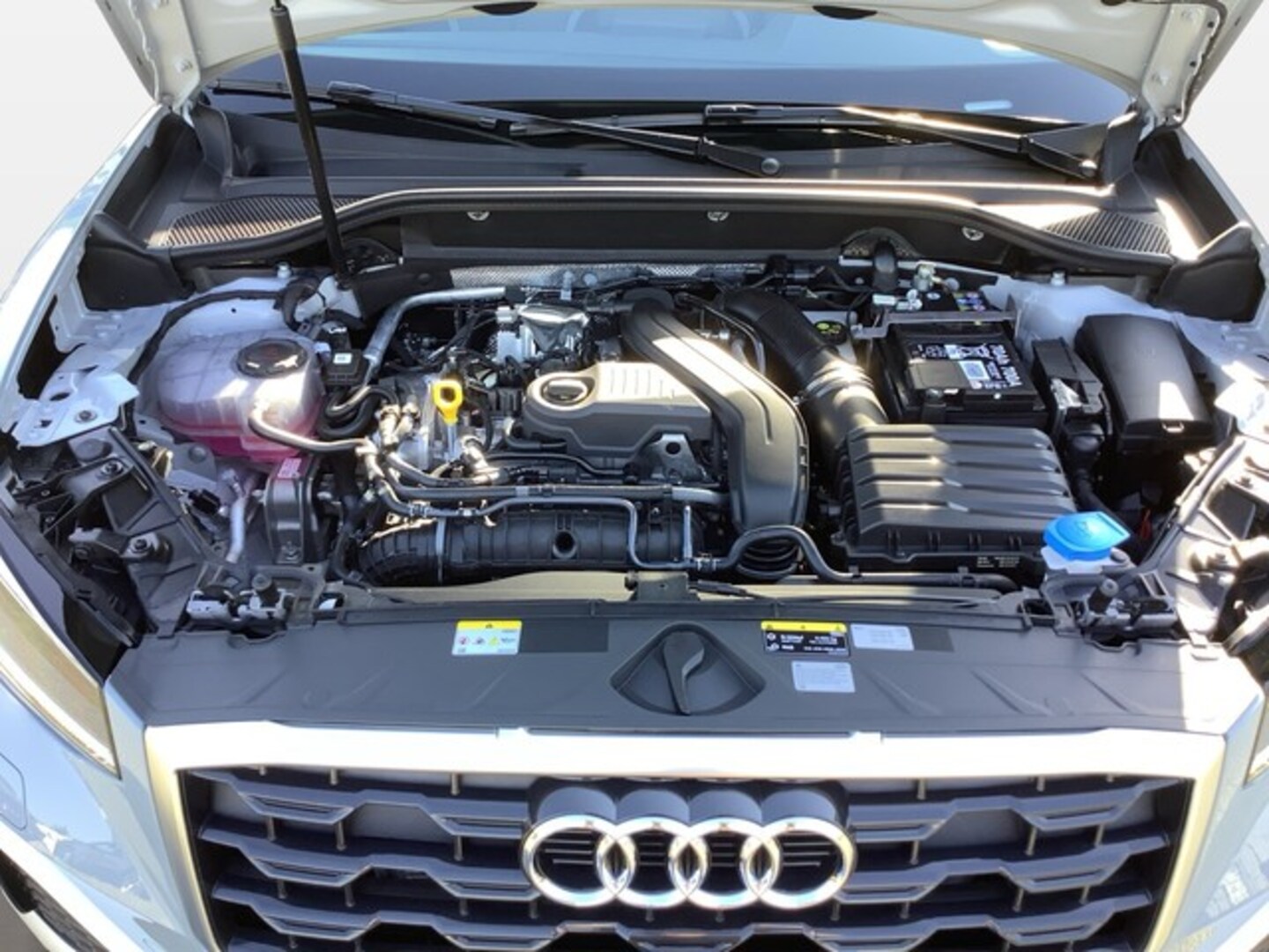Bild über Audi Q2 advanced 35 TFSI 110(150) kW(PS) S tronic - für weitere Informationen kontaktieren Sie den Audi Partner