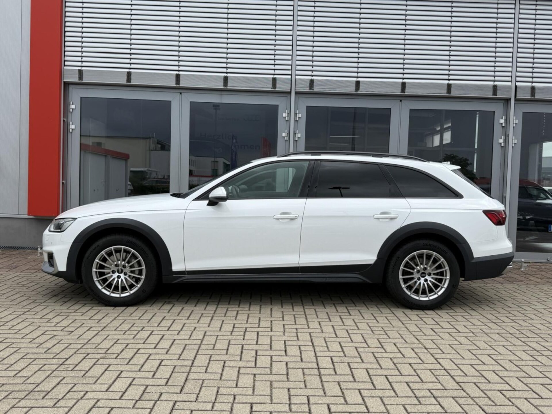 Audi A4 allroad quattro
