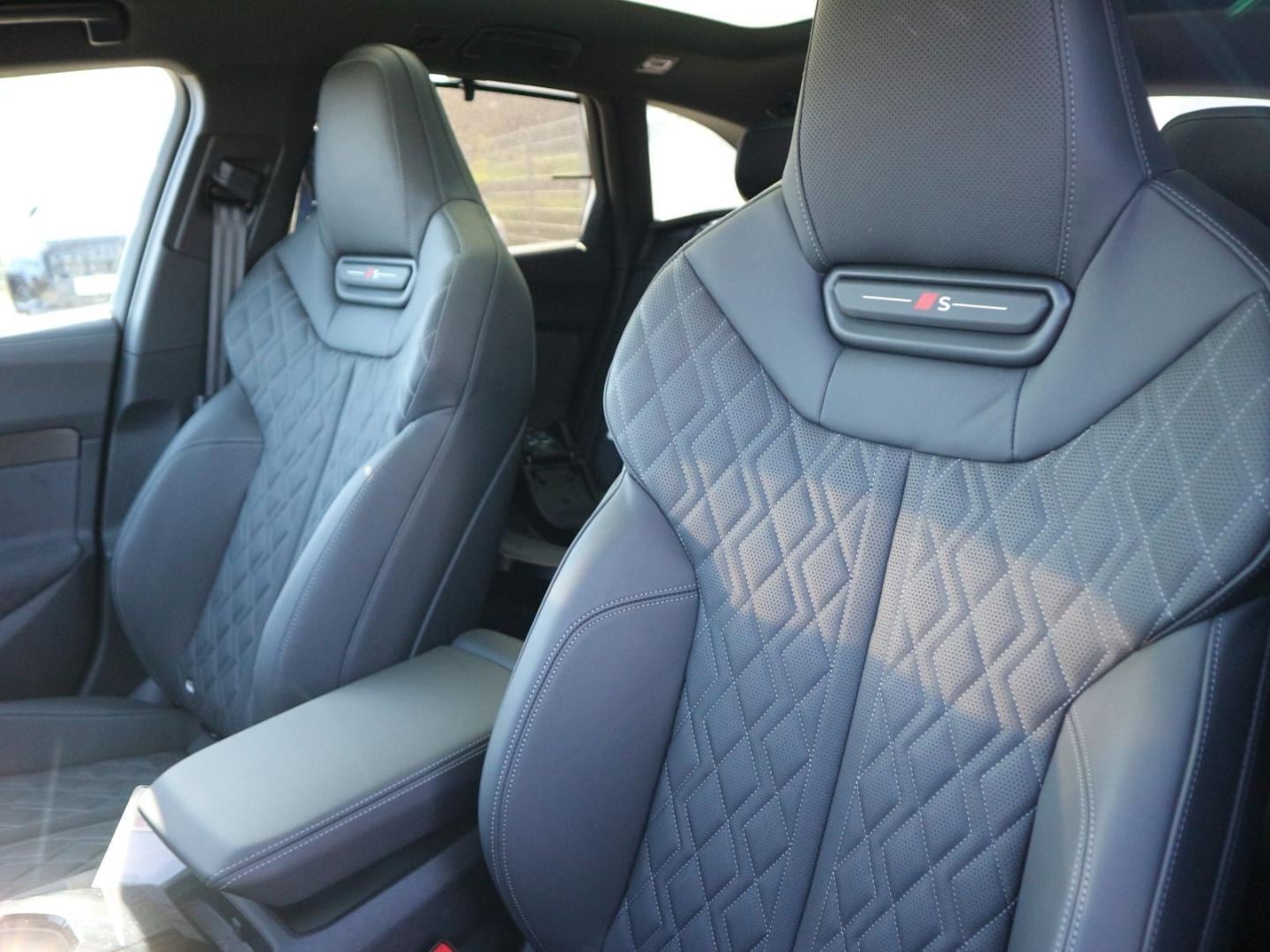 Bild über Audi S5 Avant edition one TFSI 270 kW S tronic - für weitere Informationen kontaktieren Sie den Audi Partner