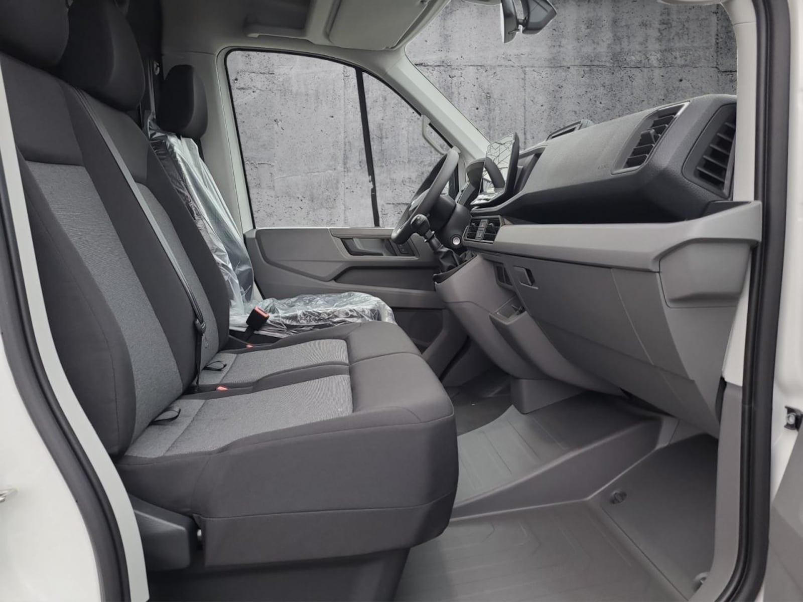 Volkswagen Crafter Kasten mittlerer Radstand – Bild 11