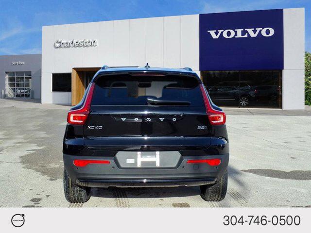 2026 Volvo XC40