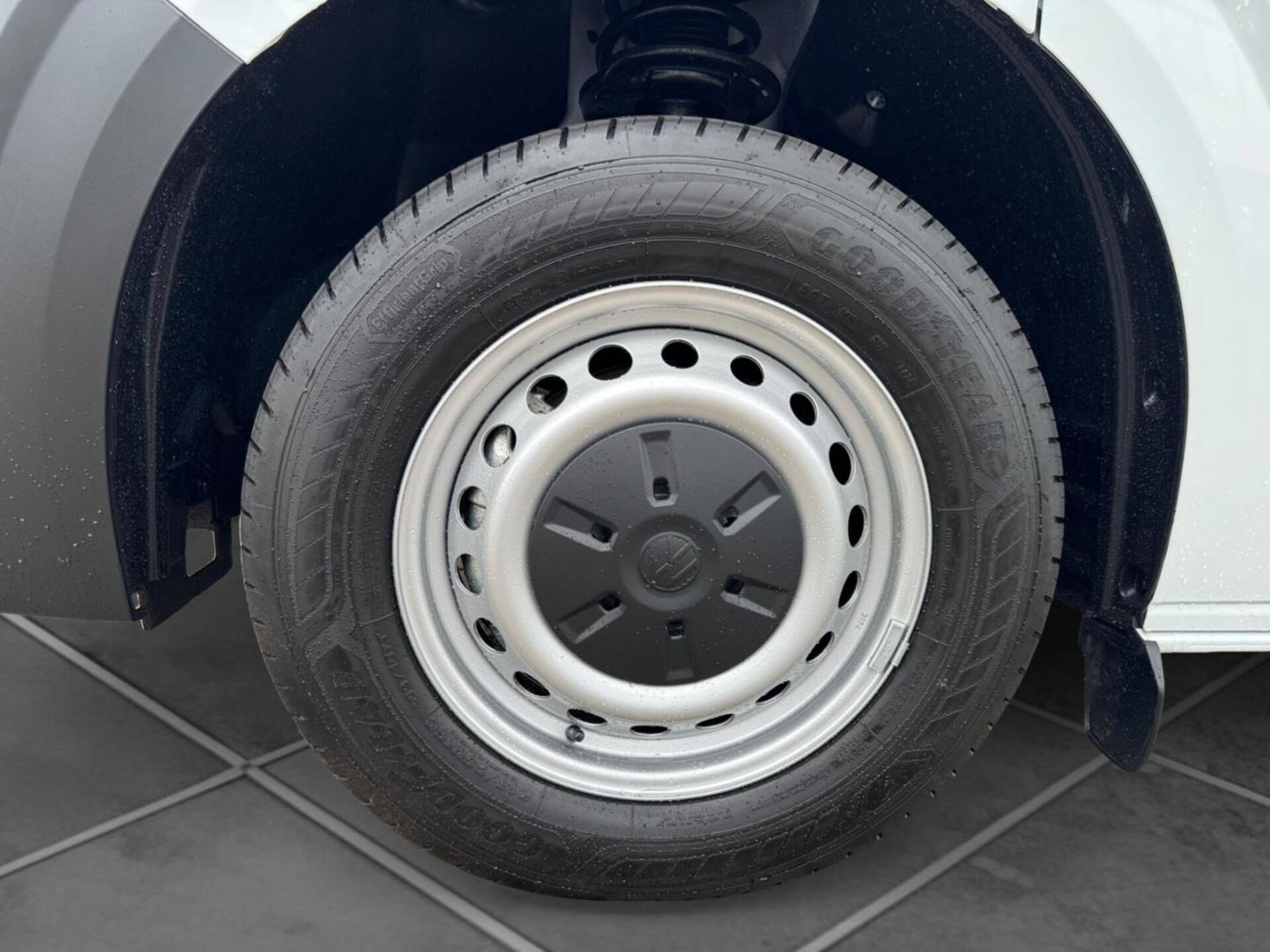 Volkswagen Transporter Kasten kurzer Radstand