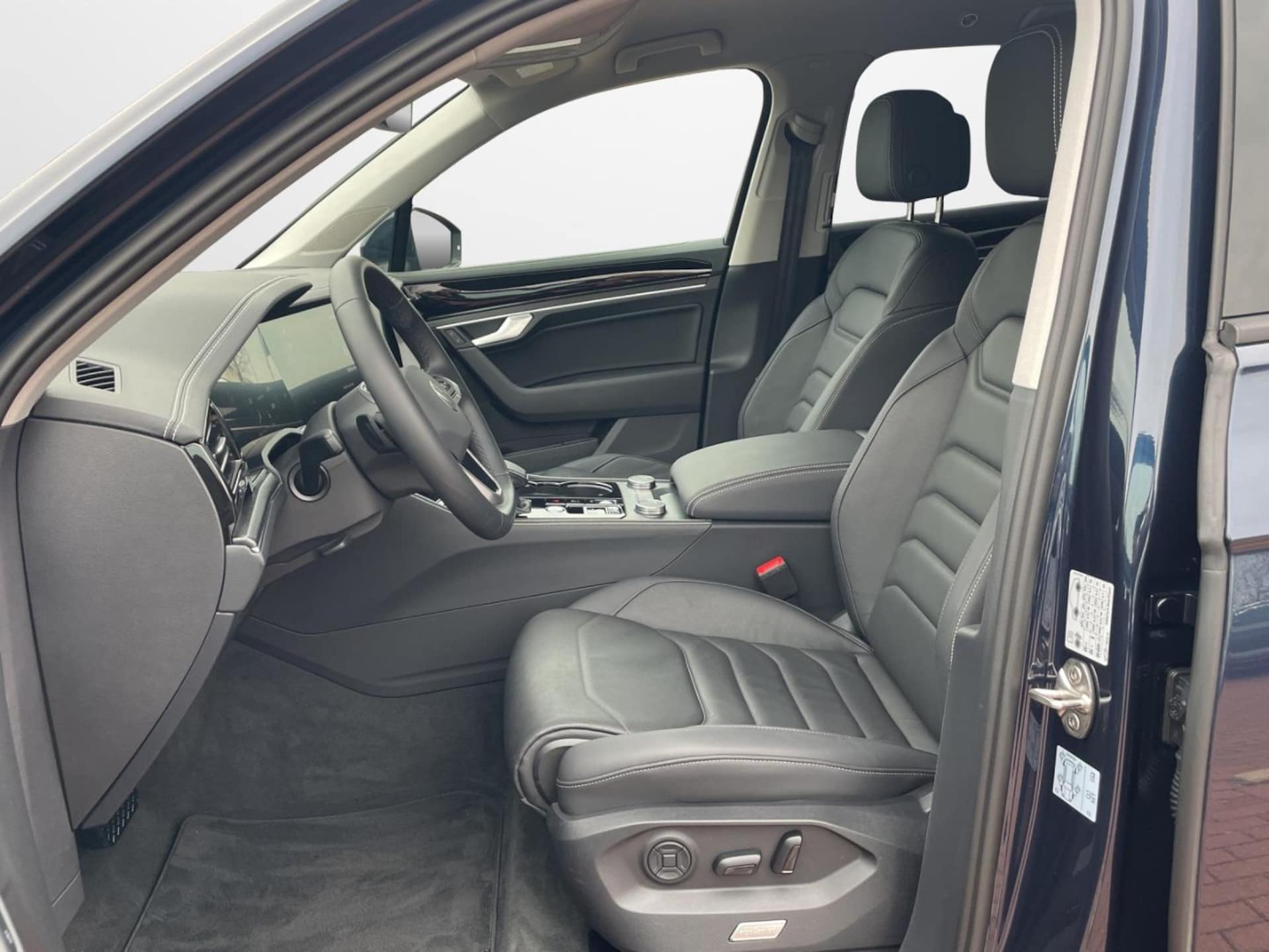 Volkswagen Touareg Basis-Modell