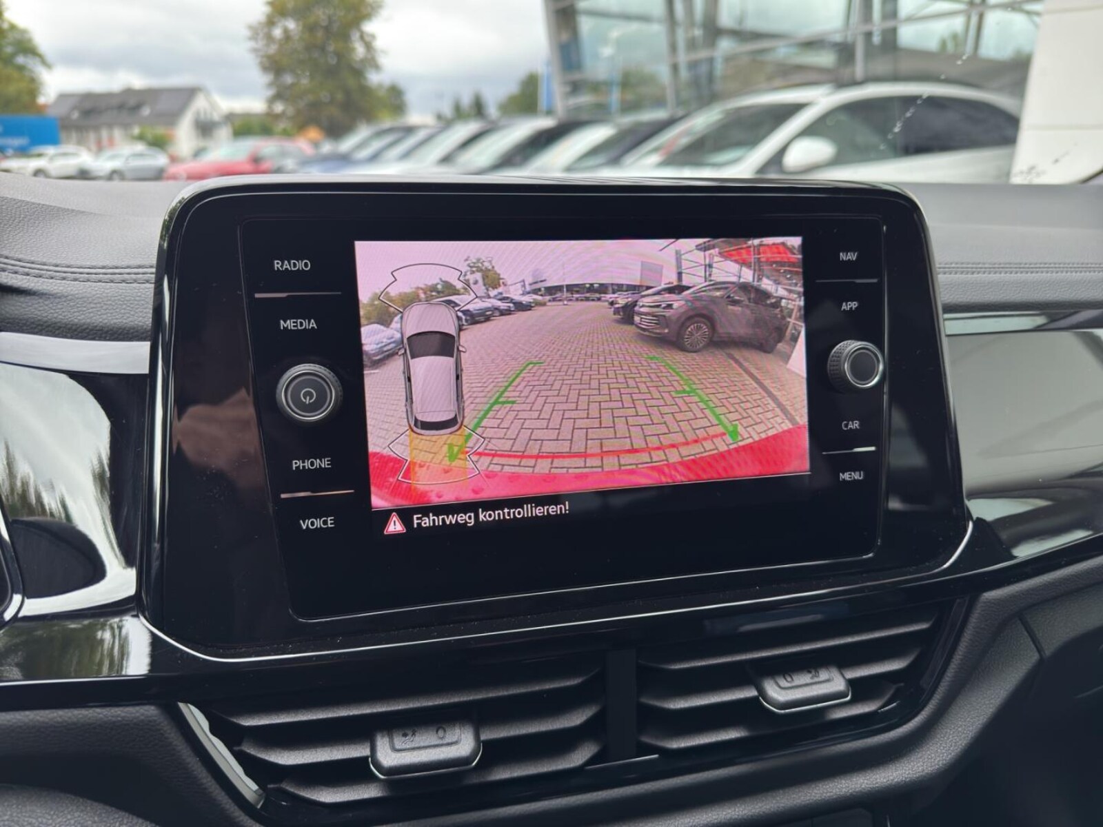 Volkswagen T-Roc – Bild 18