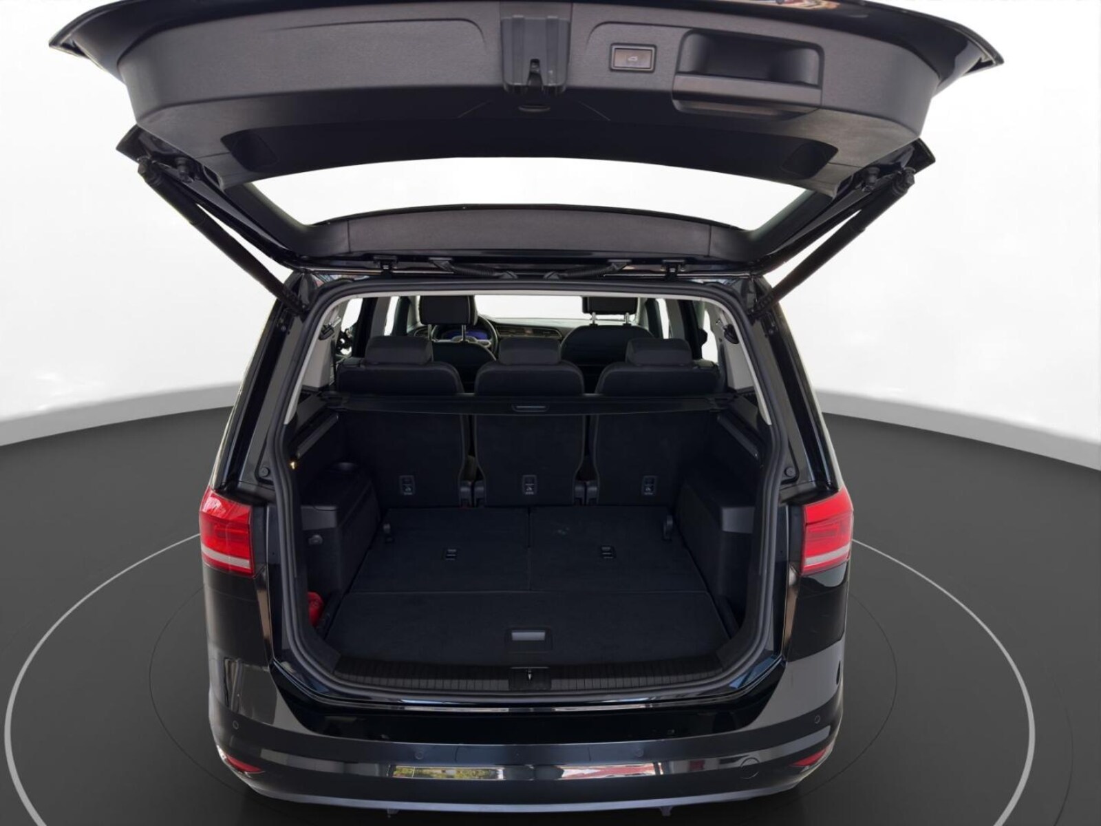 Volkswagen Touran – Bild 7