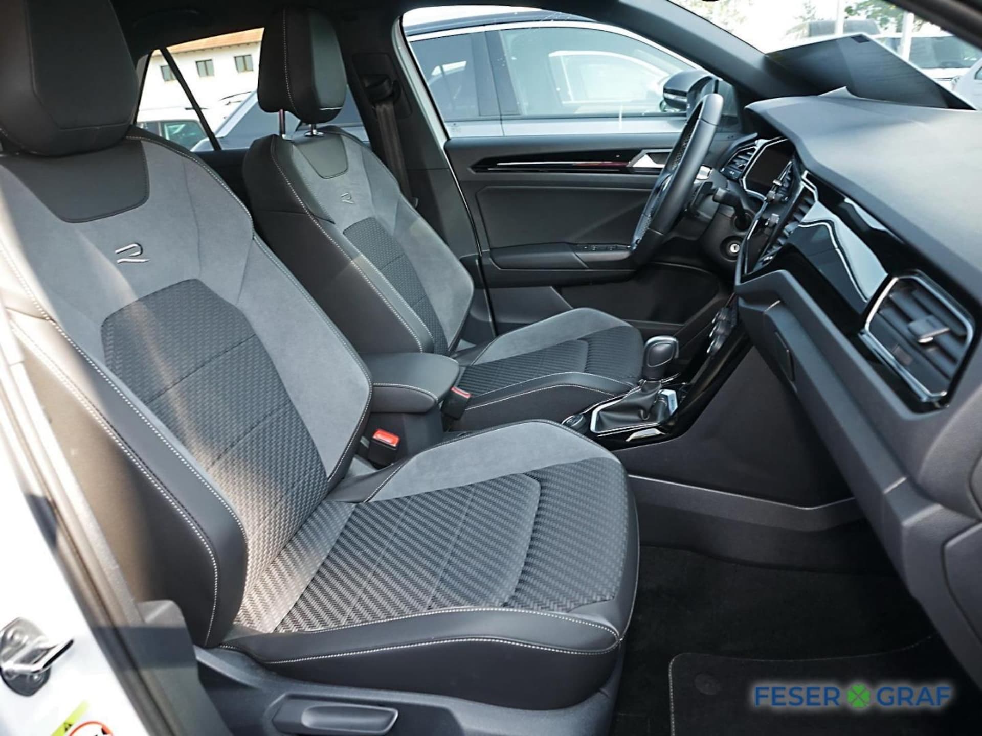 Volkswagen T-Roc R