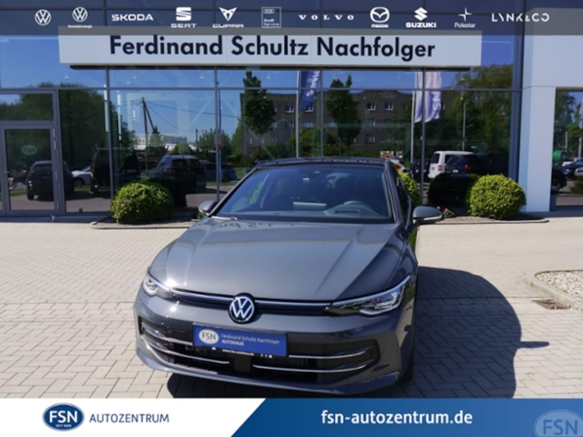 Volkswagen Golf Style