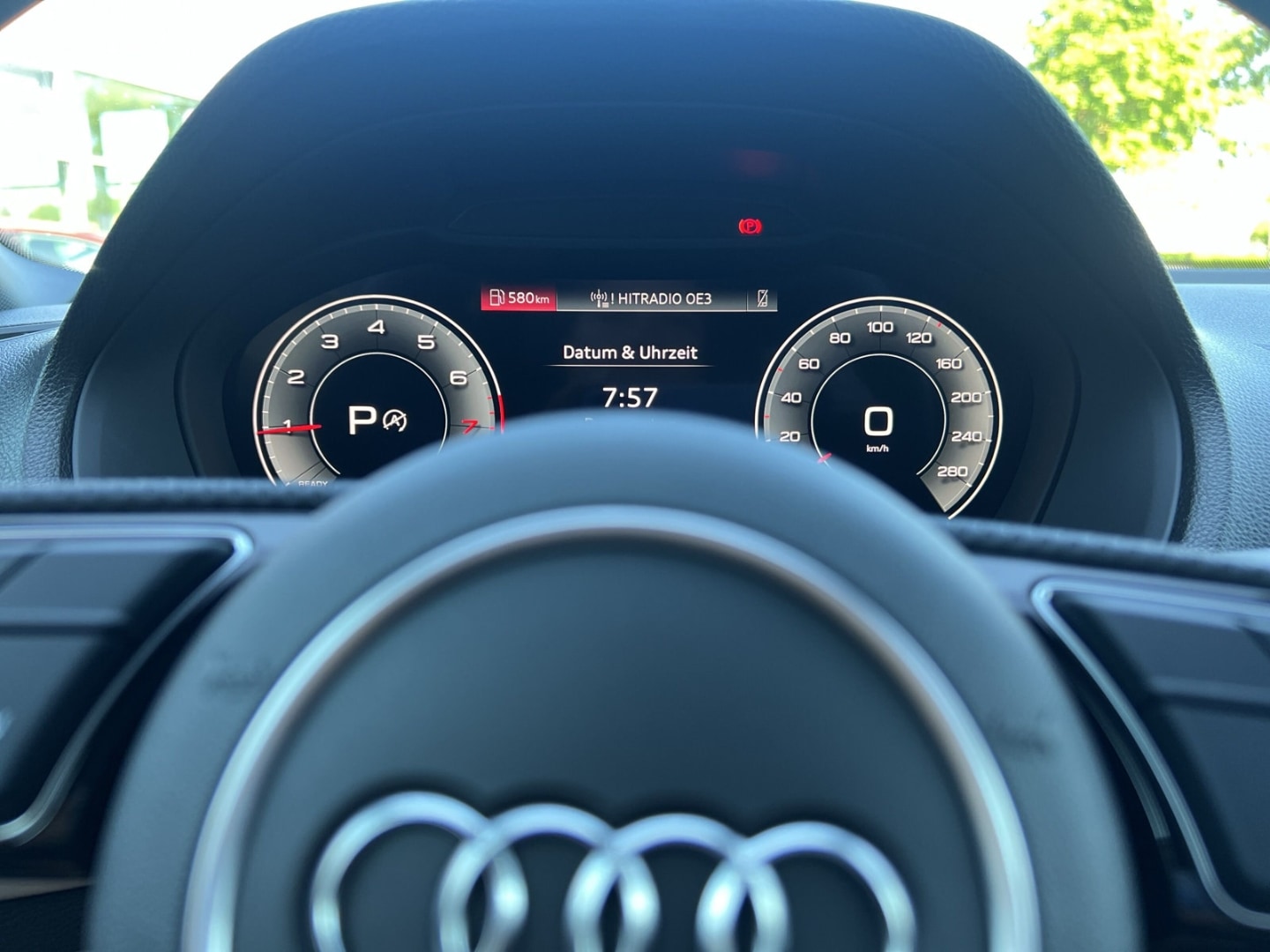 Bild über Audi Q2 35 TFSI S tronic - für weitere Informationen kontaktieren Sie den Audi Partner