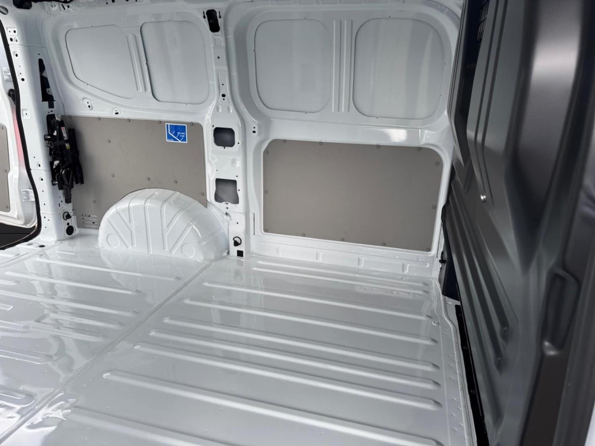 Volkswagen Transporter Kasten kurzer Radstand