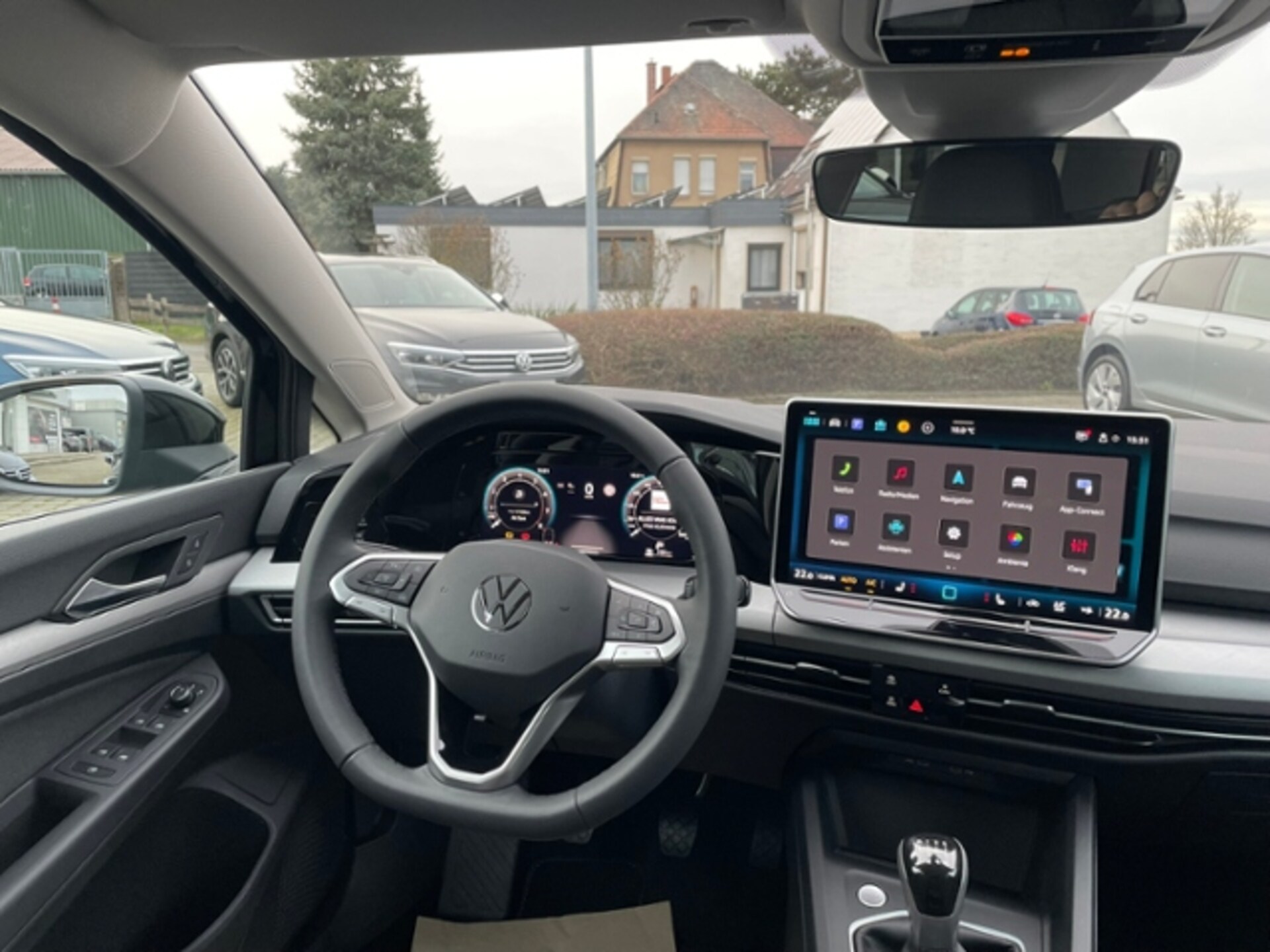 Volkswagen Golf Life