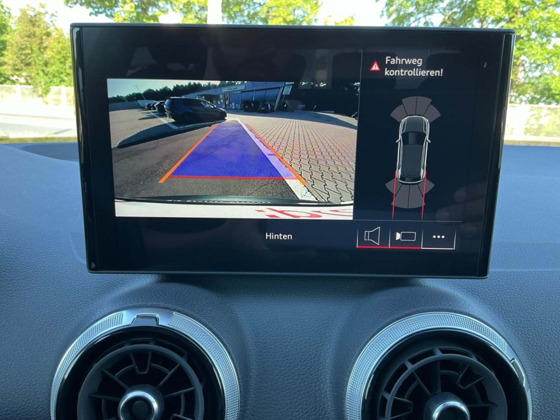 Audi Q2 Advanced
