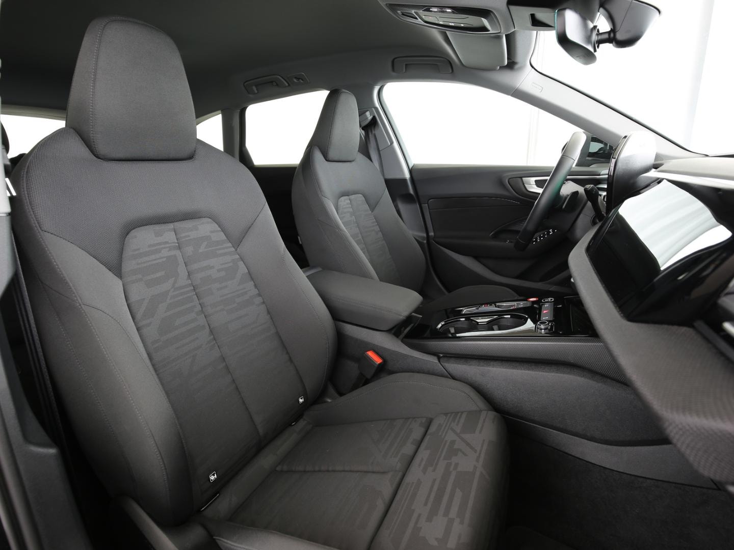 Bild über Audi A5 Avant TDI 150 kW S tronic - für weitere Informationen kontaktieren Sie den Audi Partner