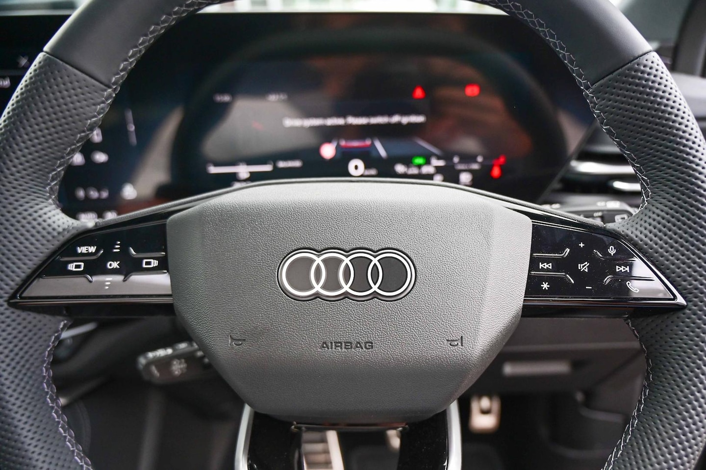 Image about Audi Q5 SUV TDI quattro 150 kW sport