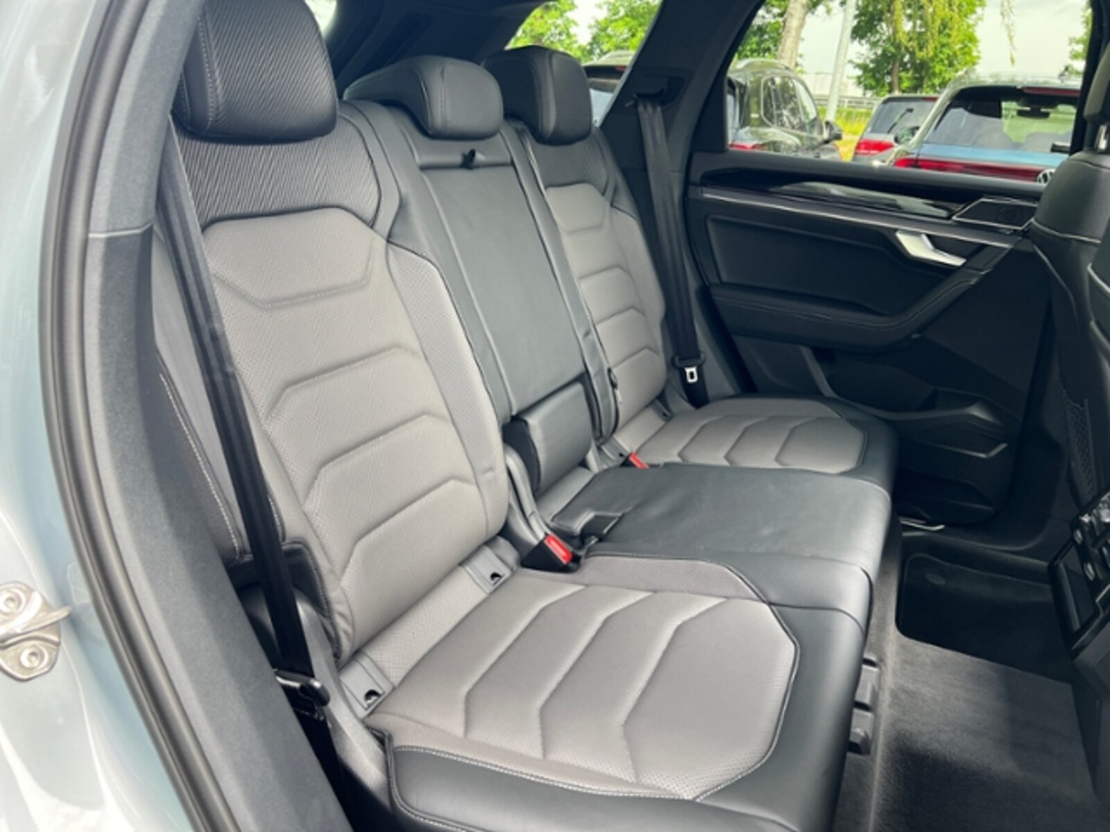 Volkswagen Touareg – Bild 11
