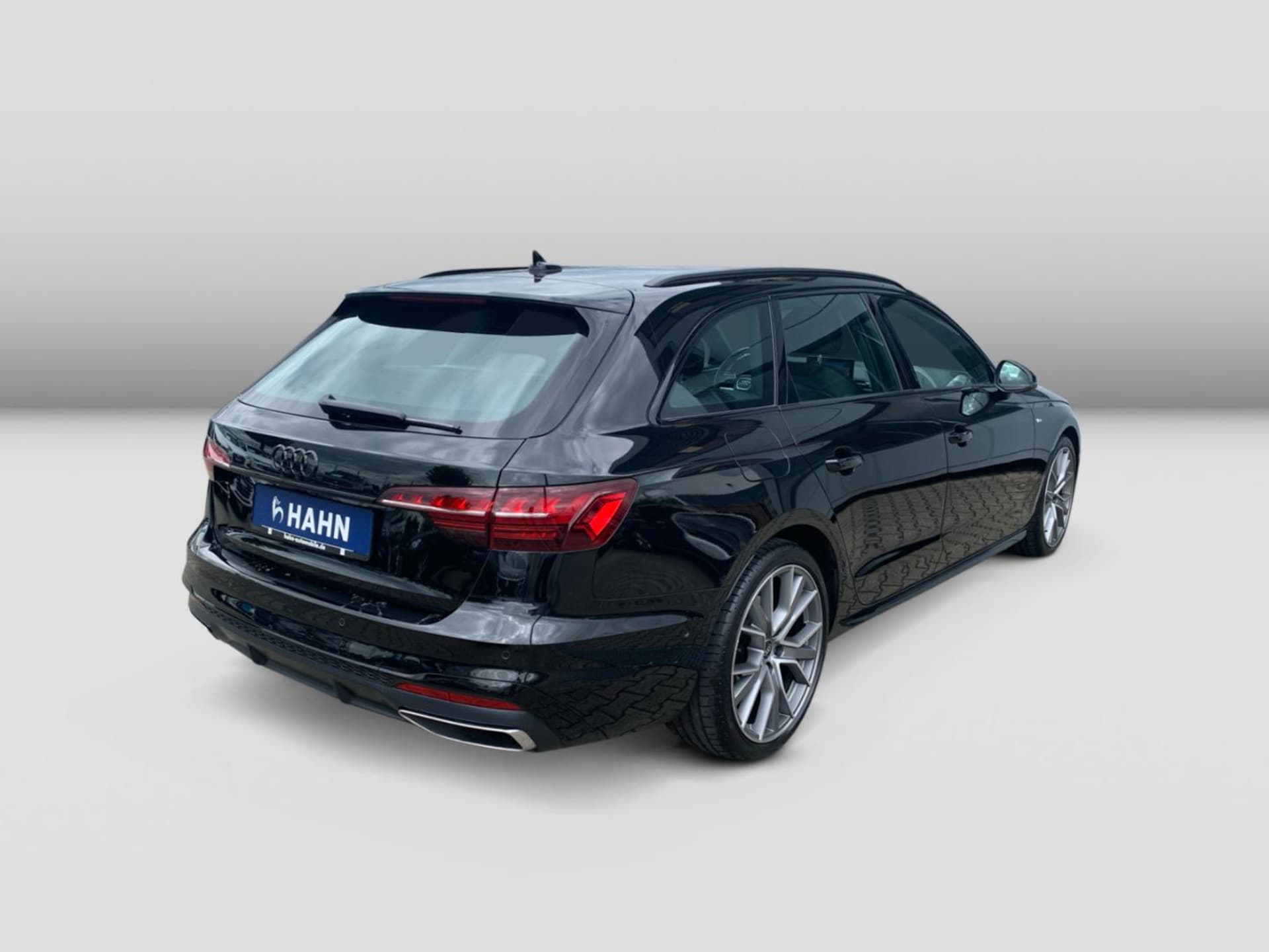 Audi A4 Avant S line