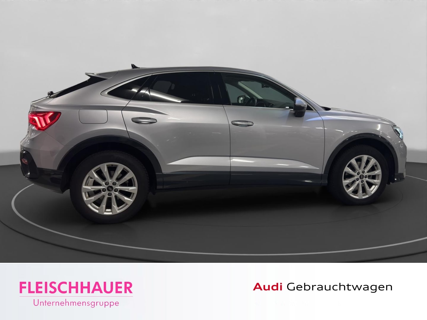 Bild über Audi Q3 Sportback 35 TFSI S tronic - für weitere Informationen kontaktieren Sie den Audi Partner