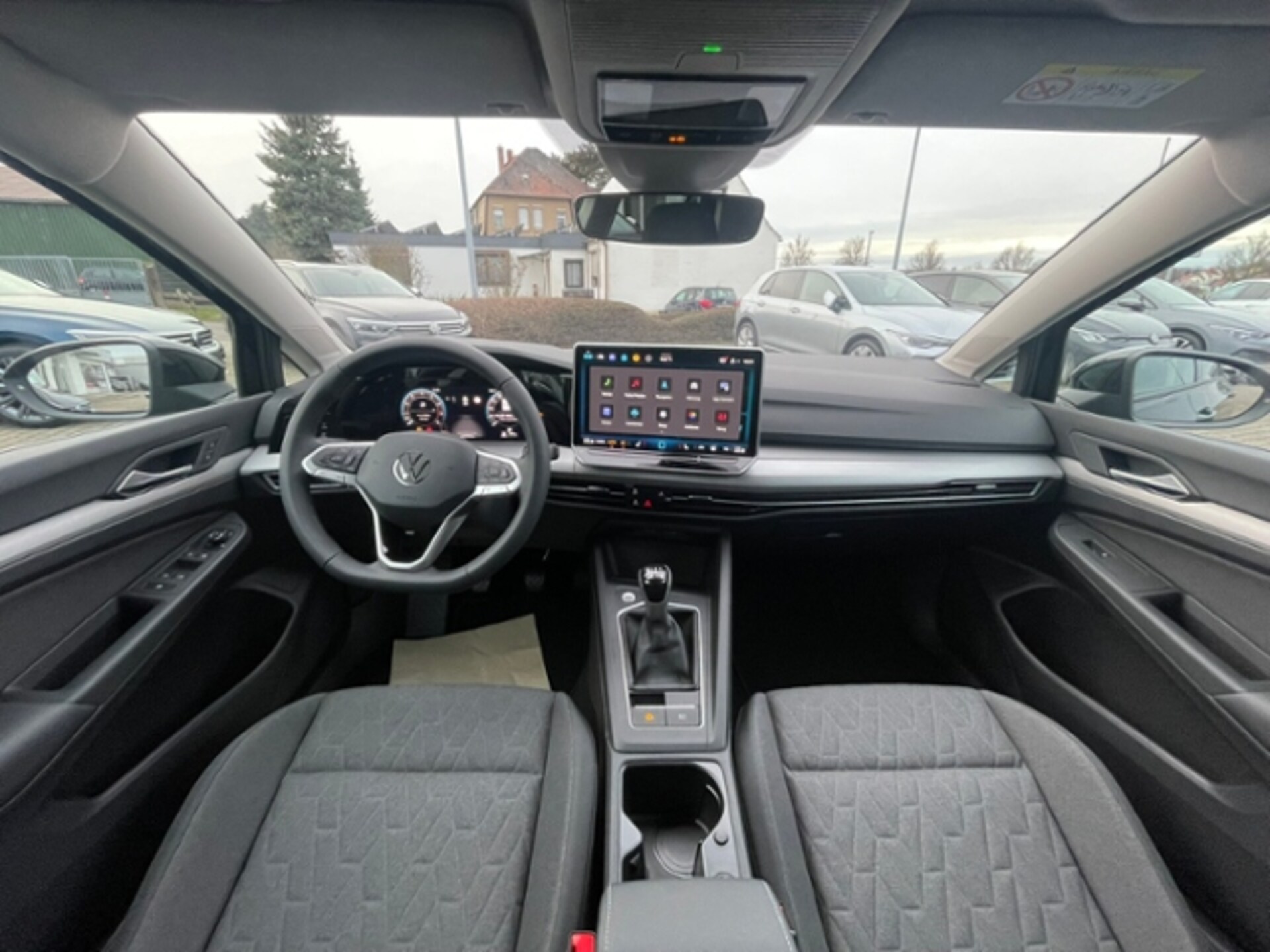 Volkswagen Golf Life