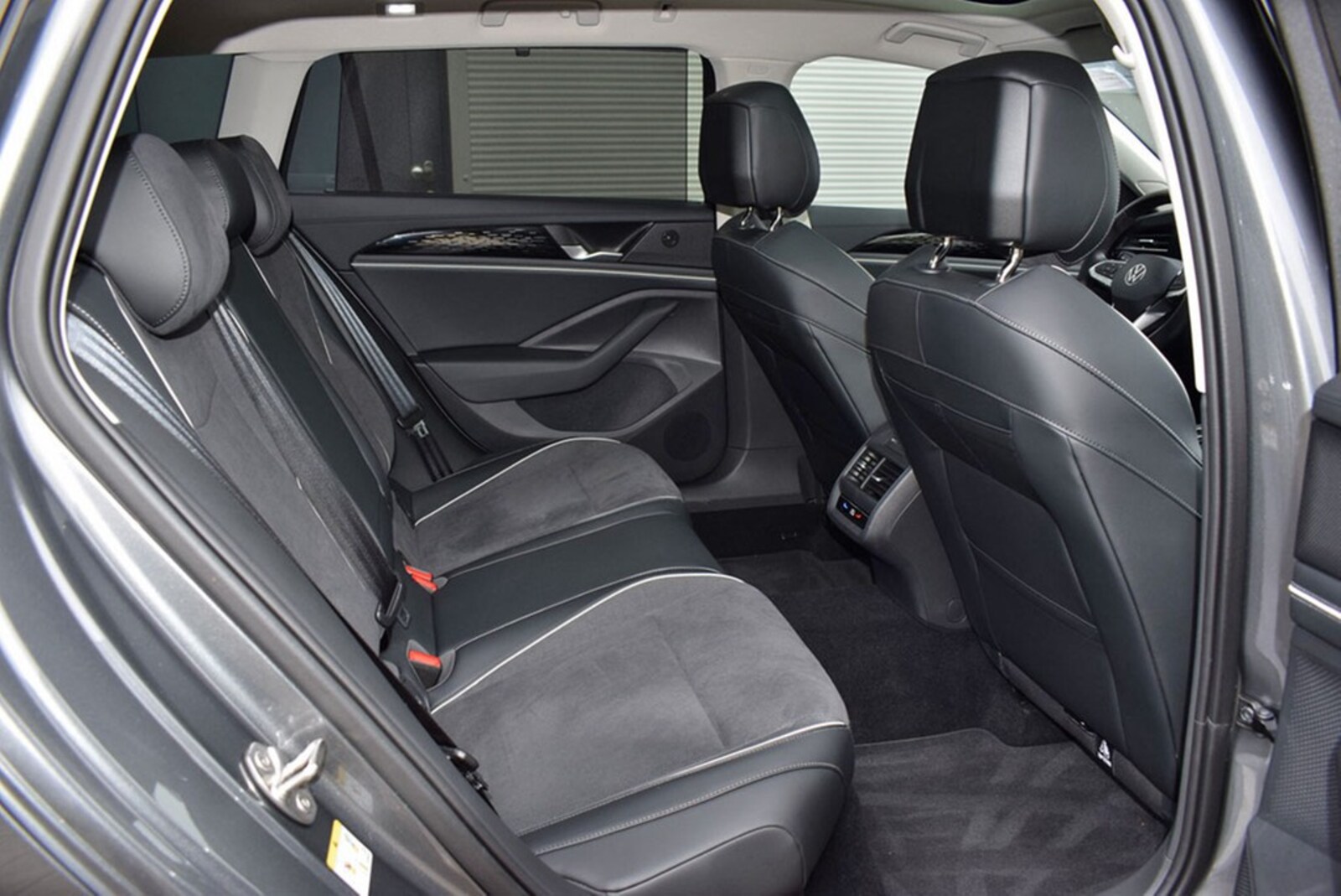 Volkswagen Passat – Bild 6