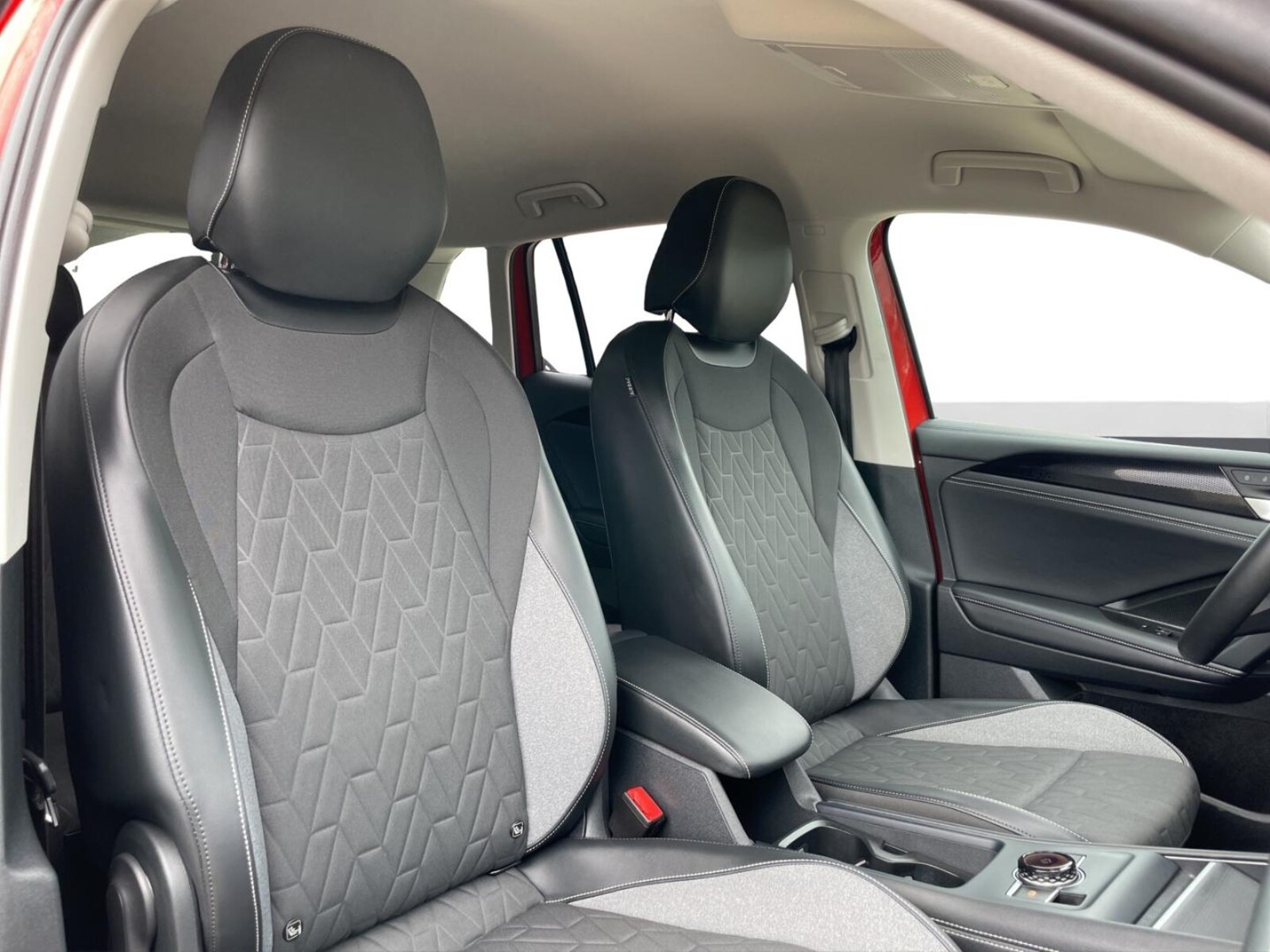 Volkswagen Tiguan – Bild 18