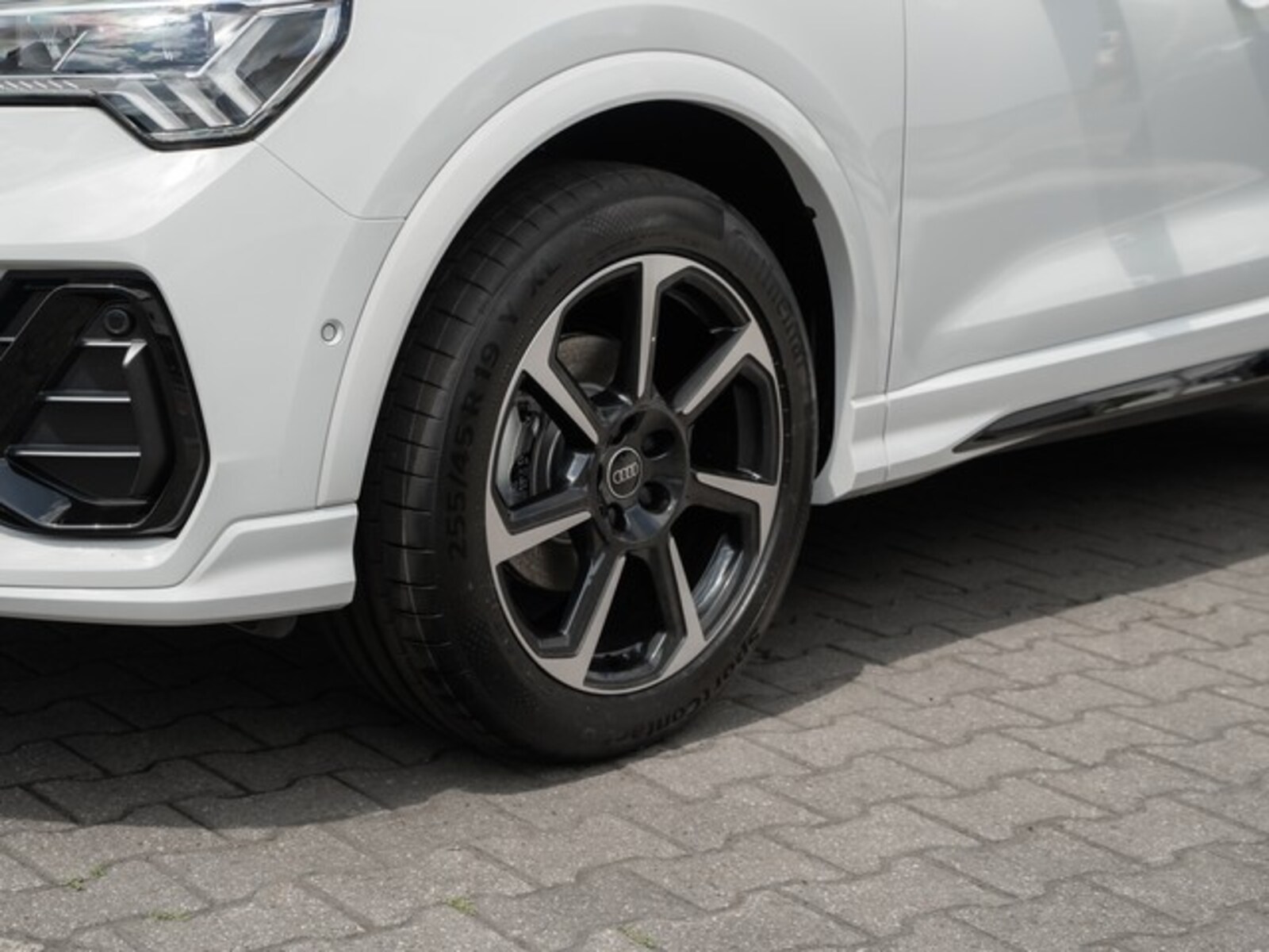 Audi Q3 – Bild 7